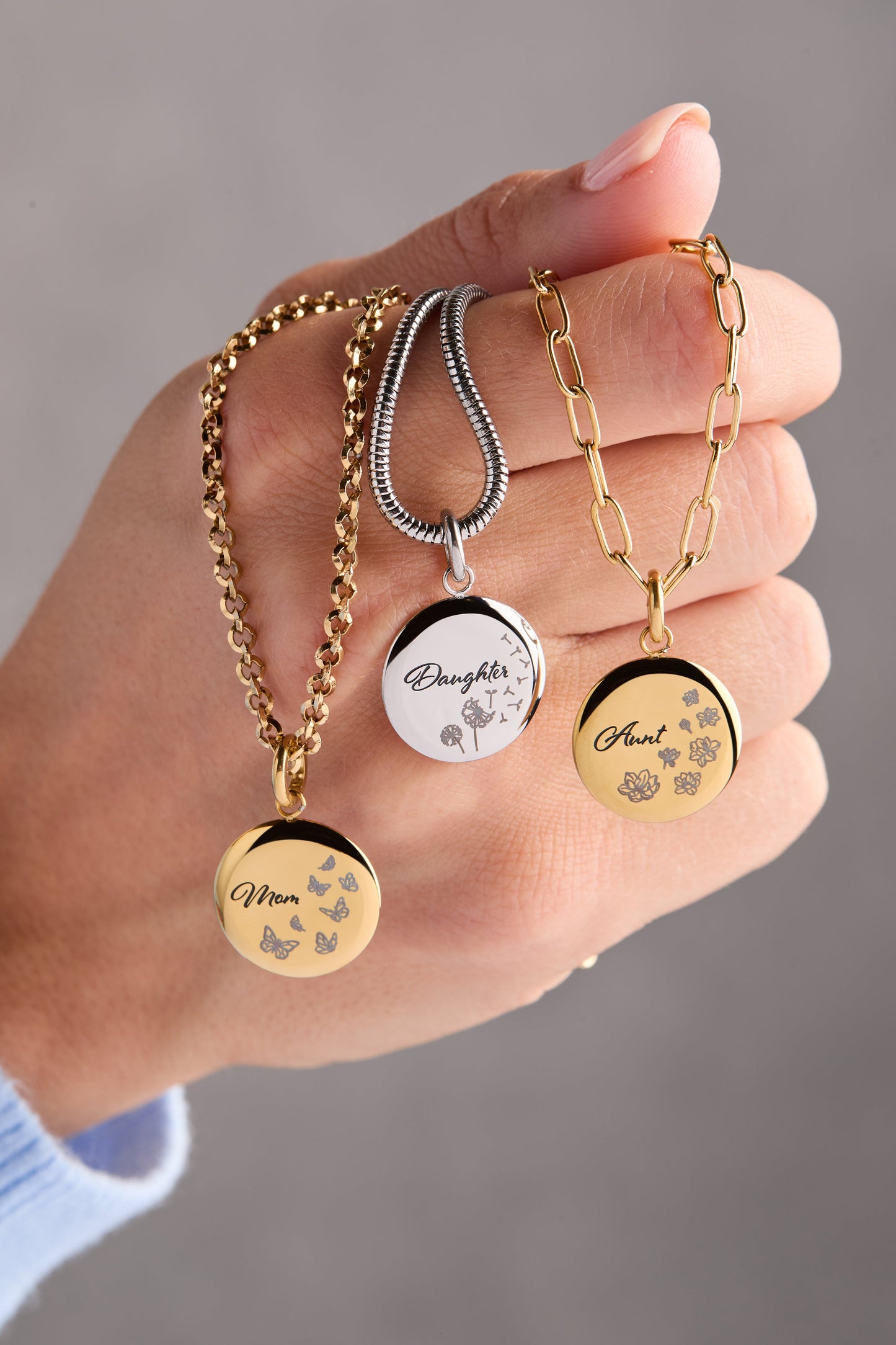 Aunt Flower Disc Charm Stainless Steel Gold