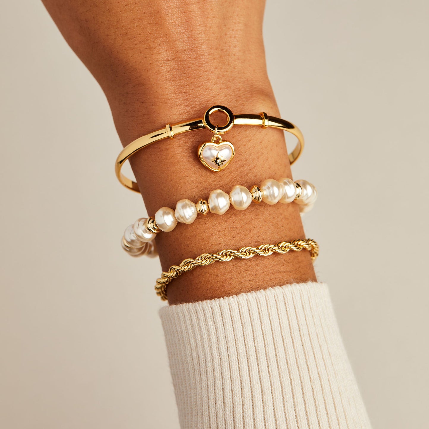 Pearl Heart + Crystal Charm Clip Bangle Gold