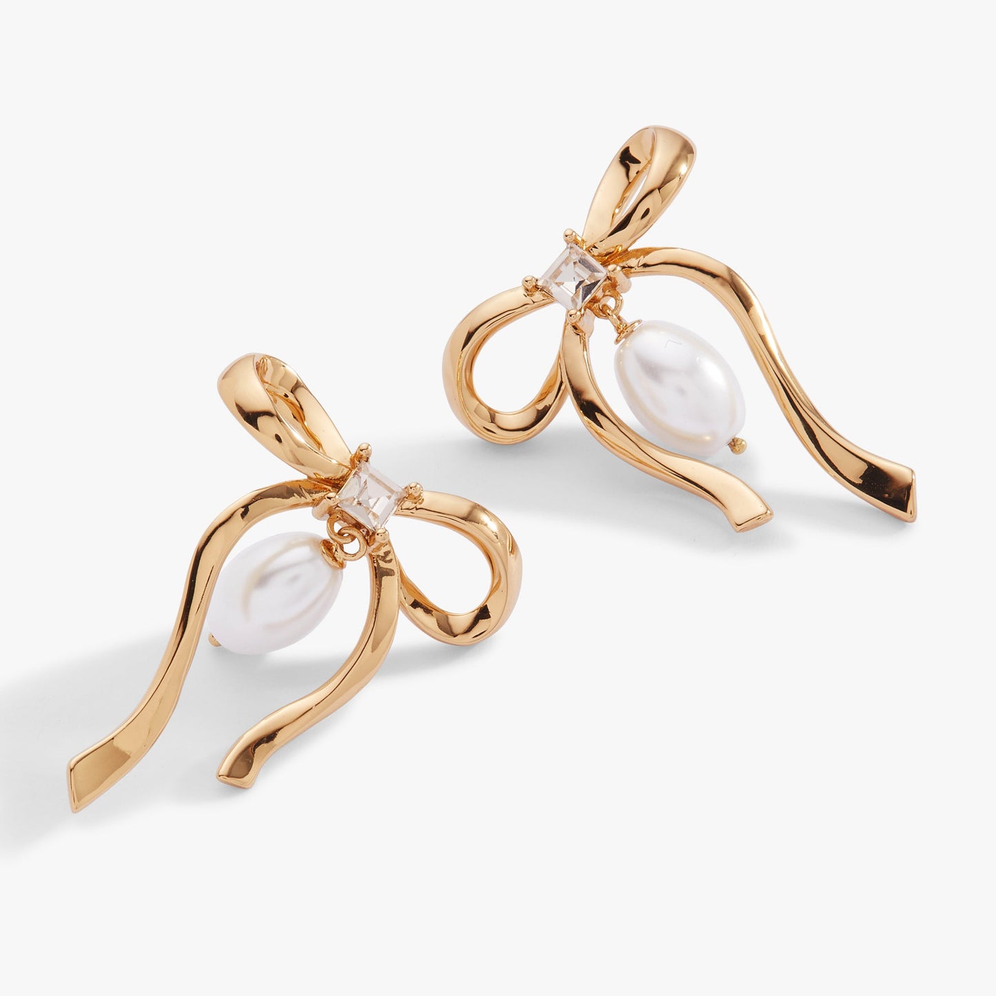Pearl Coquette Statement Drop Earring Gold