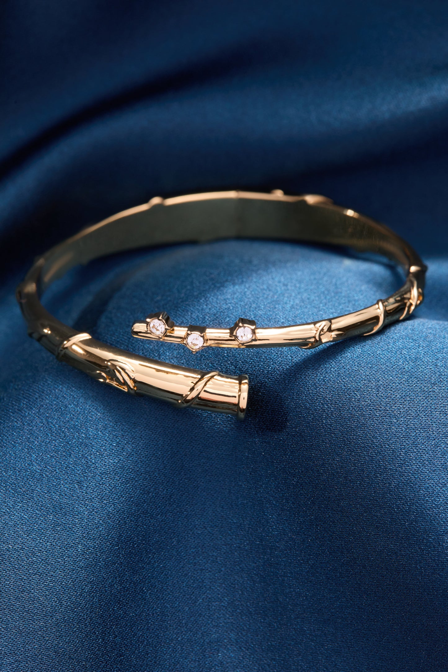 Harry Potter™ Hermione Wand Bypass Cuff Gold