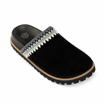 Black Seminyak,6,Suede