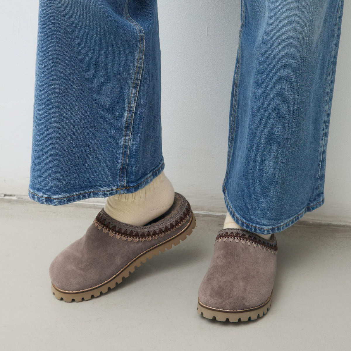 The Sak Bolinas Everyday Clog in Mushroom Shearling Suede