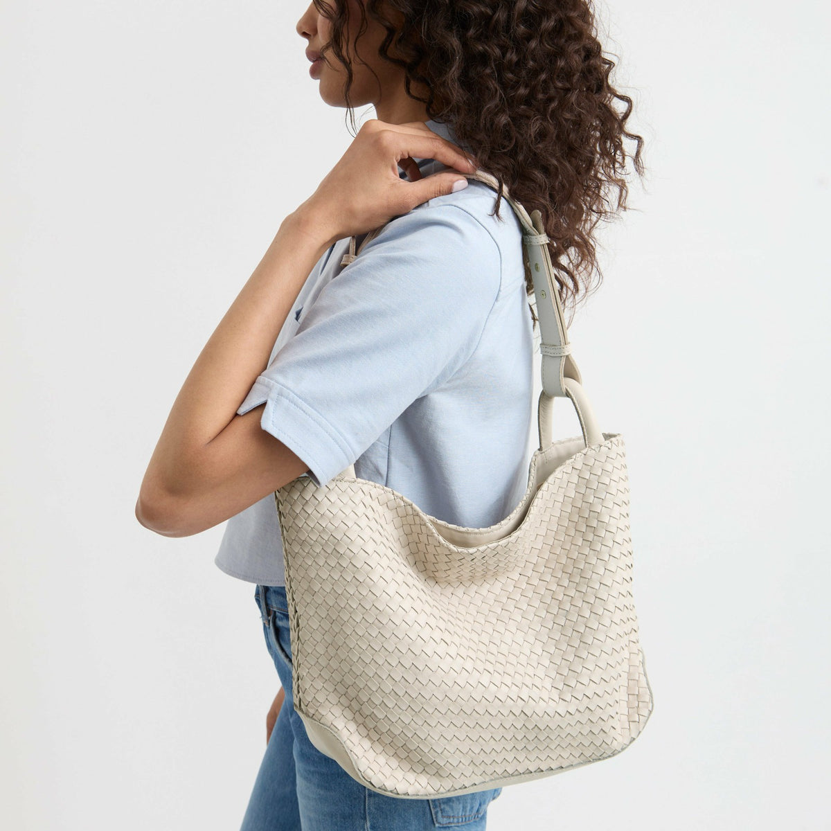 The Sak Los Feliz Medium Tote Bag in Stone Woven
