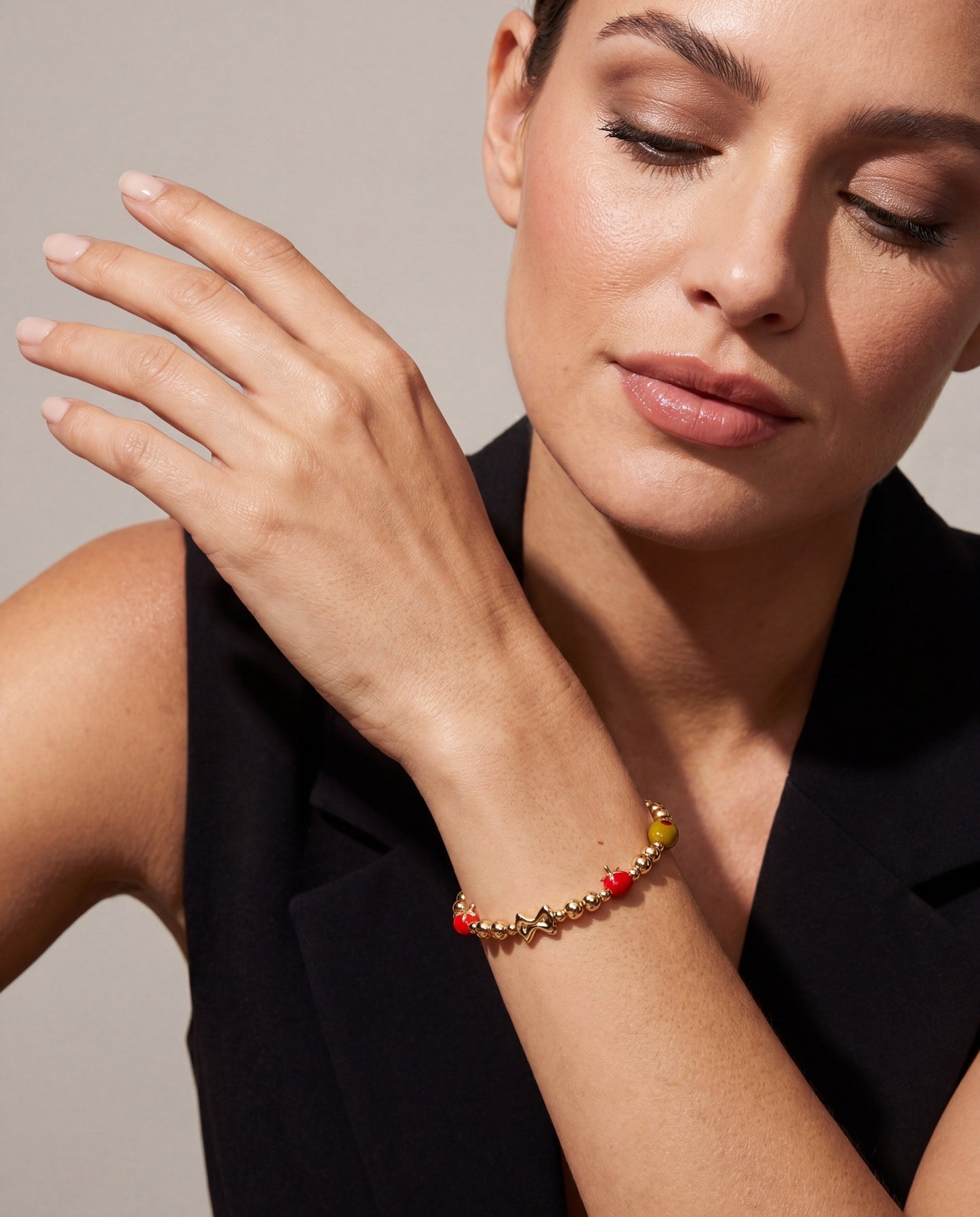 Pasta Girl Beaded Bangle Gold