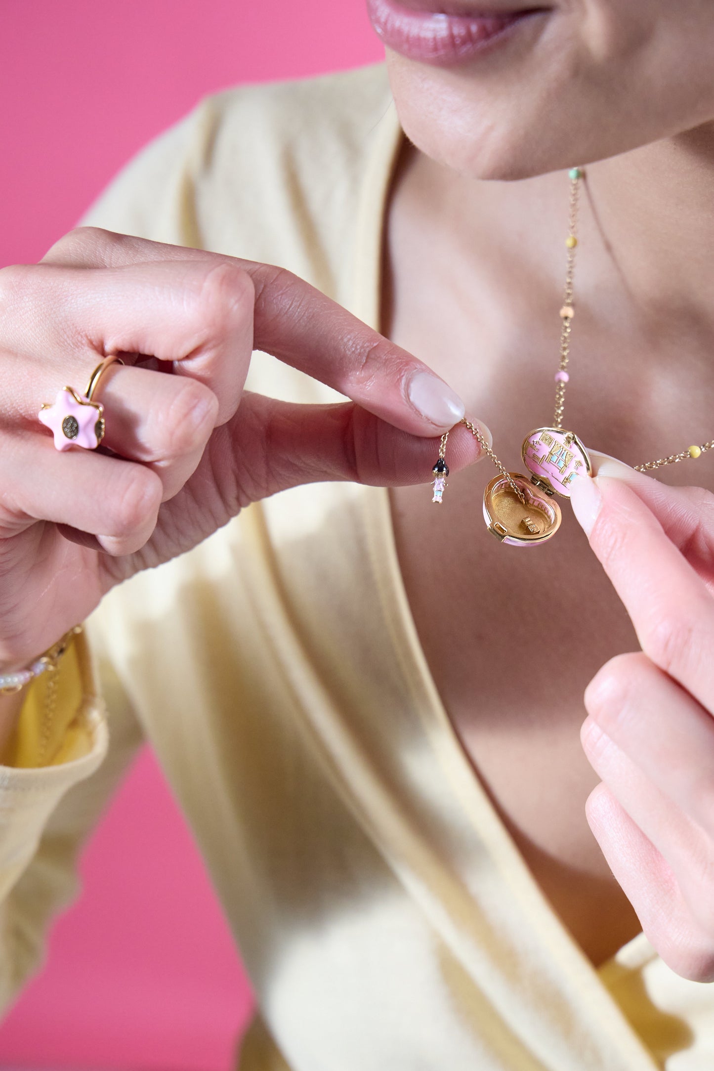 Polly Pocket™ House Locket Necklace Gold
