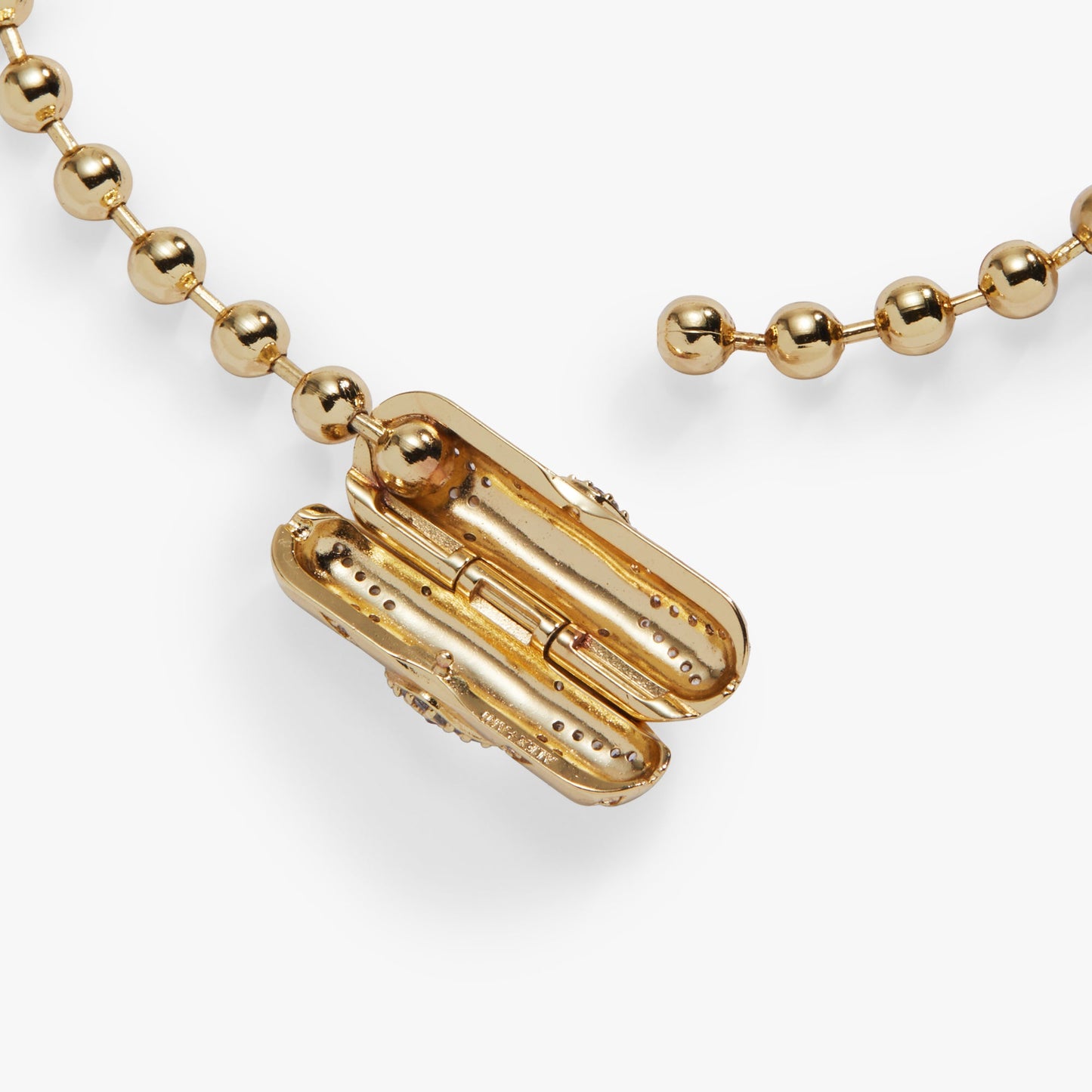 Heart Barrel Closure Bracelet Gold