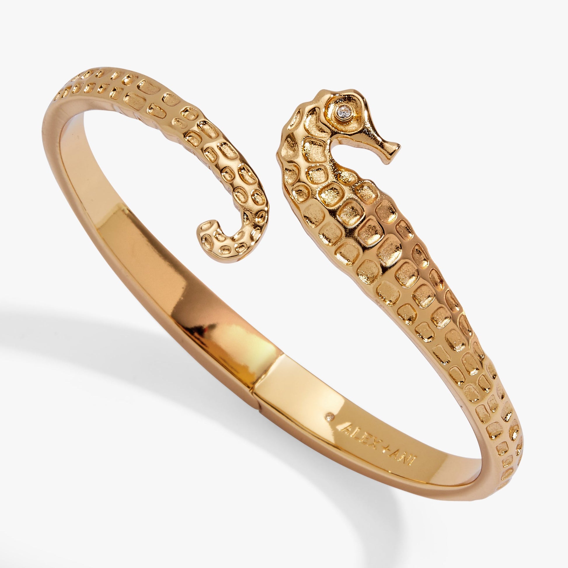 Seahorse Bypass Cuff Gold