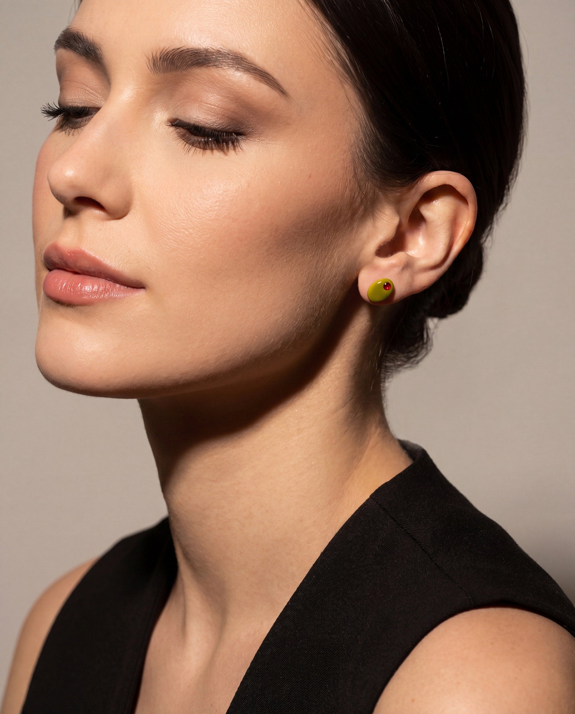 Pasta Girl Stud Earrings Set Of 2 Gold