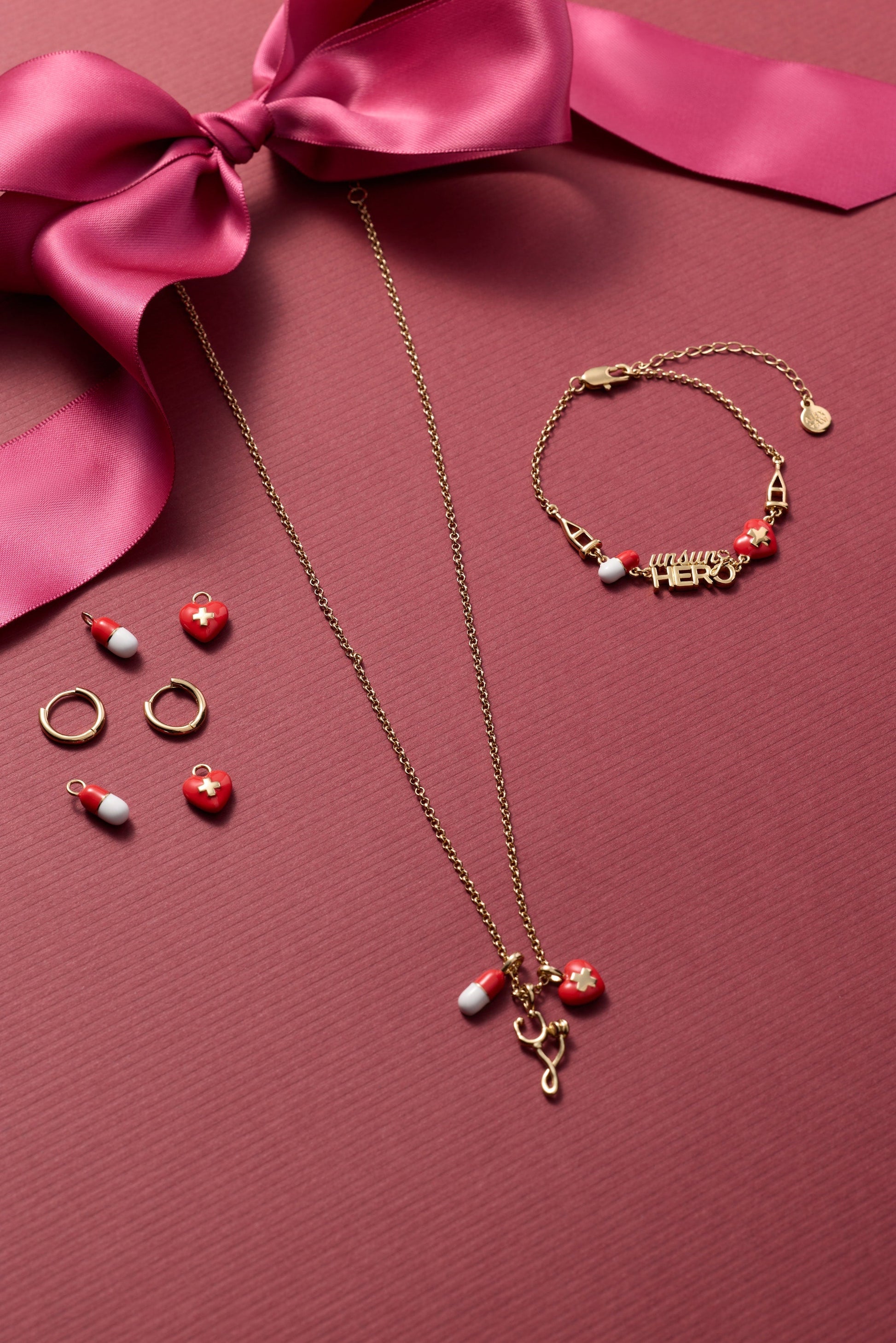 Unsung Hero' Healthcare Earring Set
    
    
    
       Gold