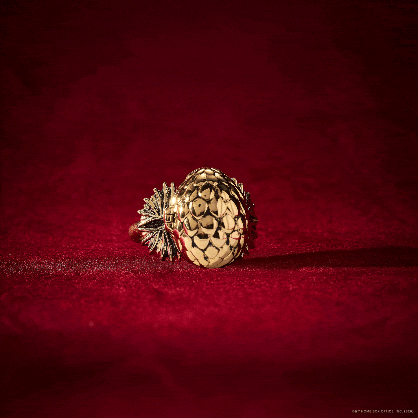 HOUSE OF THE DRAGON™ 'Fire Will Reign' Dragon Egg Locket Ring Gold