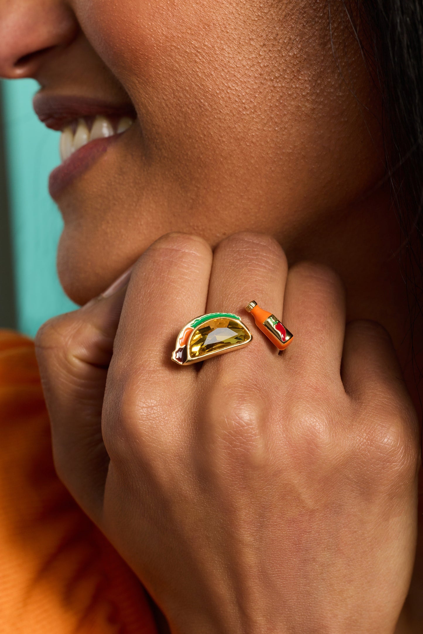 Taco Open Ring Gold
