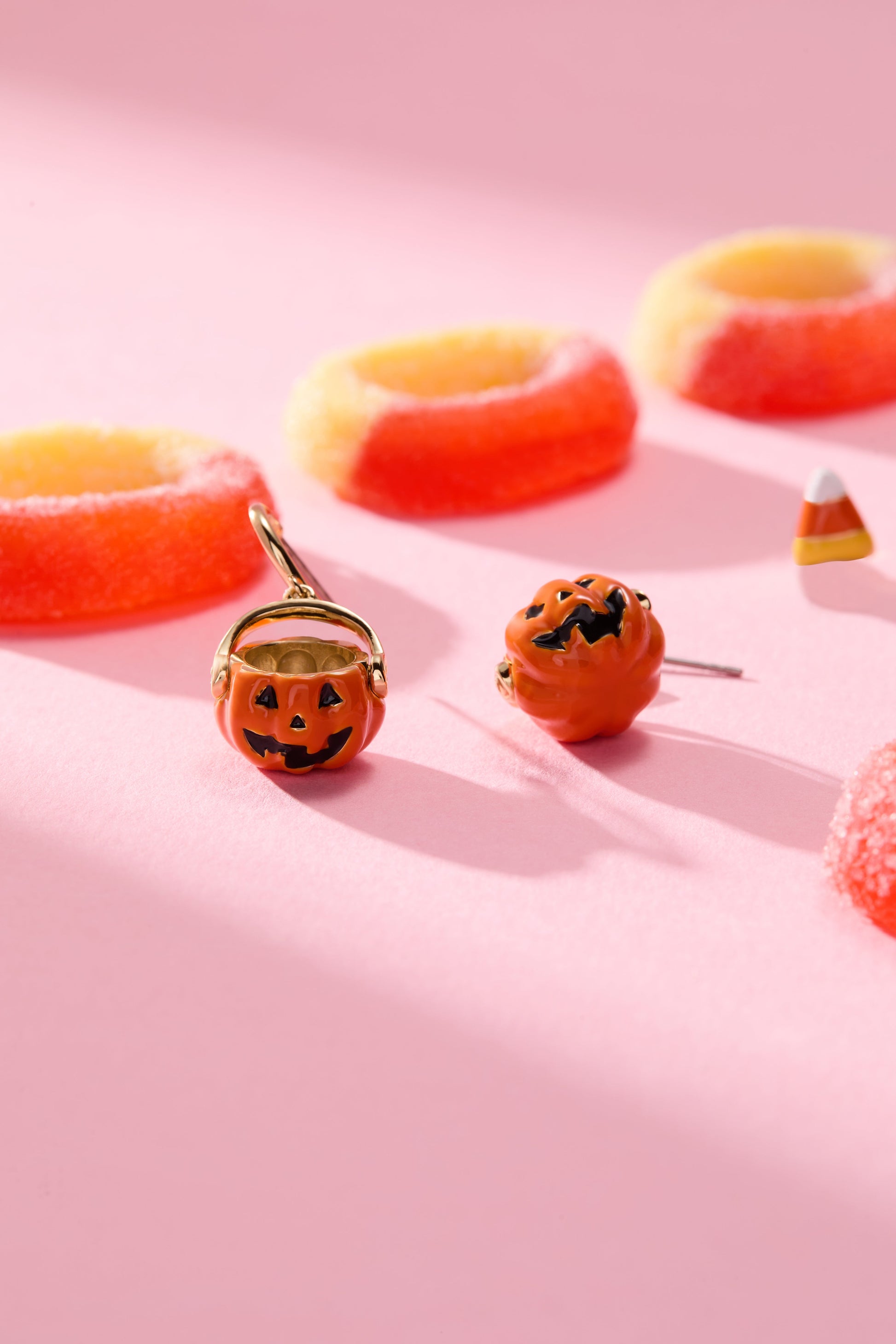 SOM - Trick or Treat earring set Gold