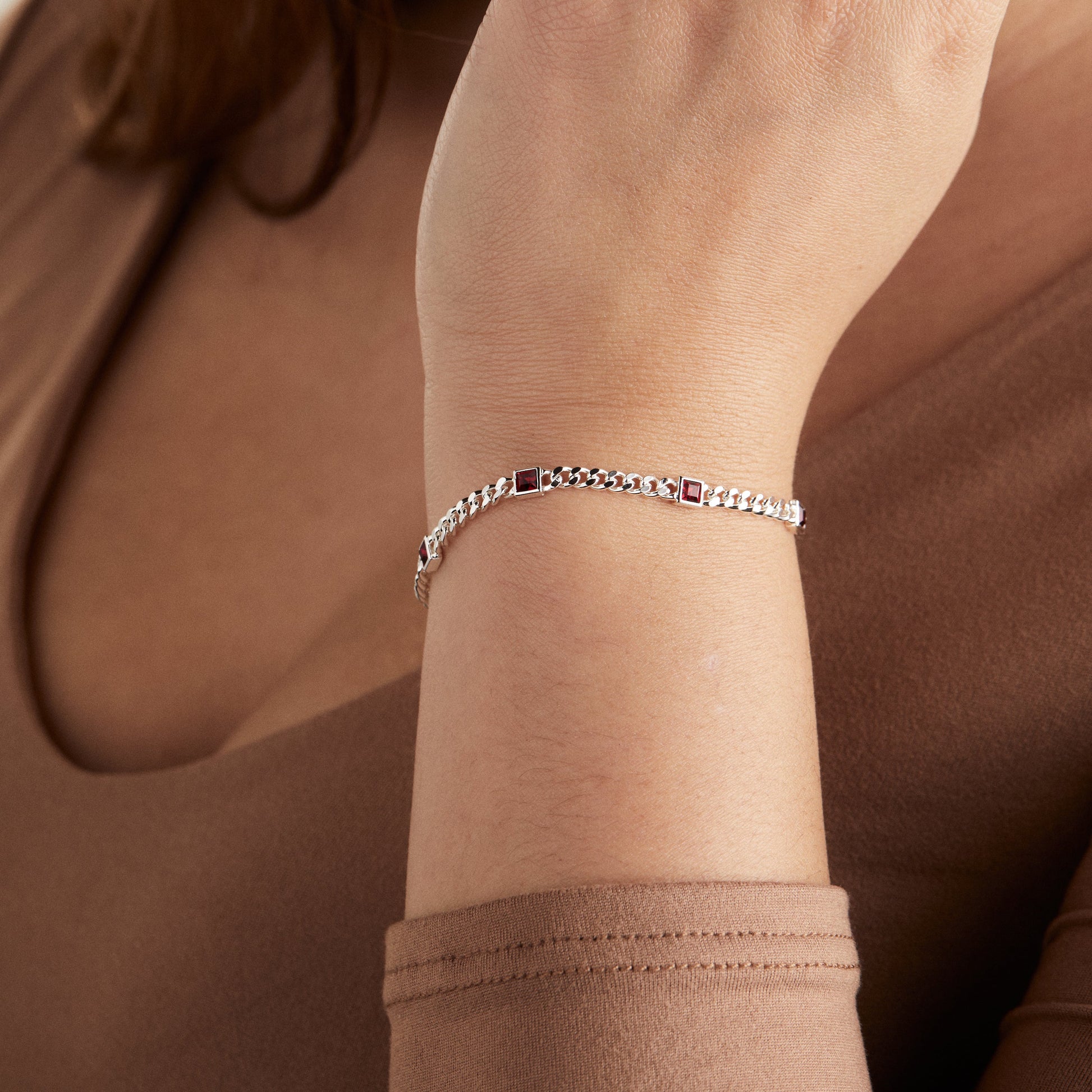Scarlet Curb Chain Bracelet, January Birthstone Gold