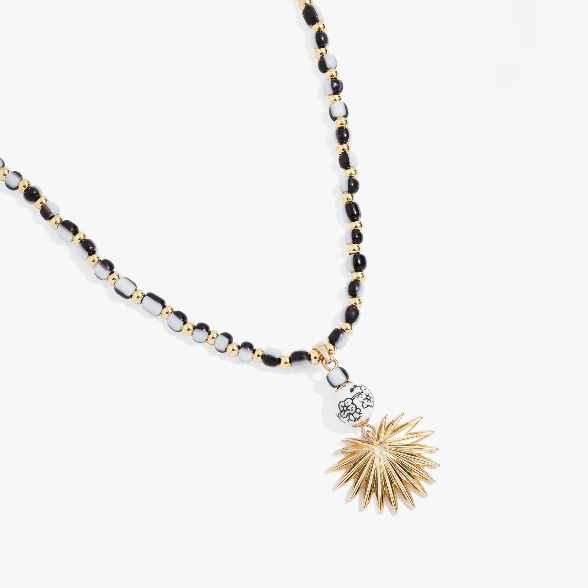 Toile Beaded Palm Pendant Necklace Gold