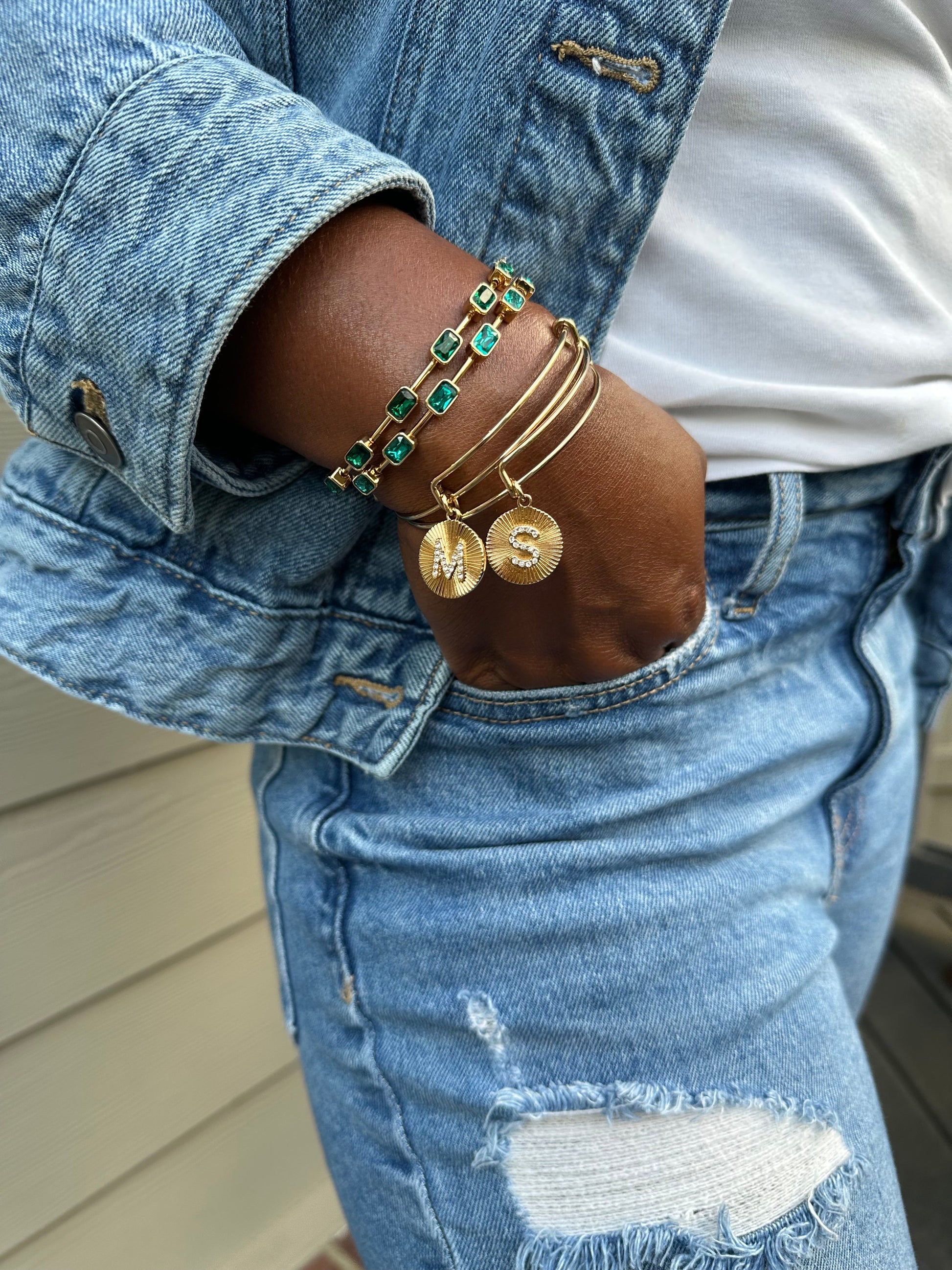 Pave Starburst Texture Initial Bangle M Gold