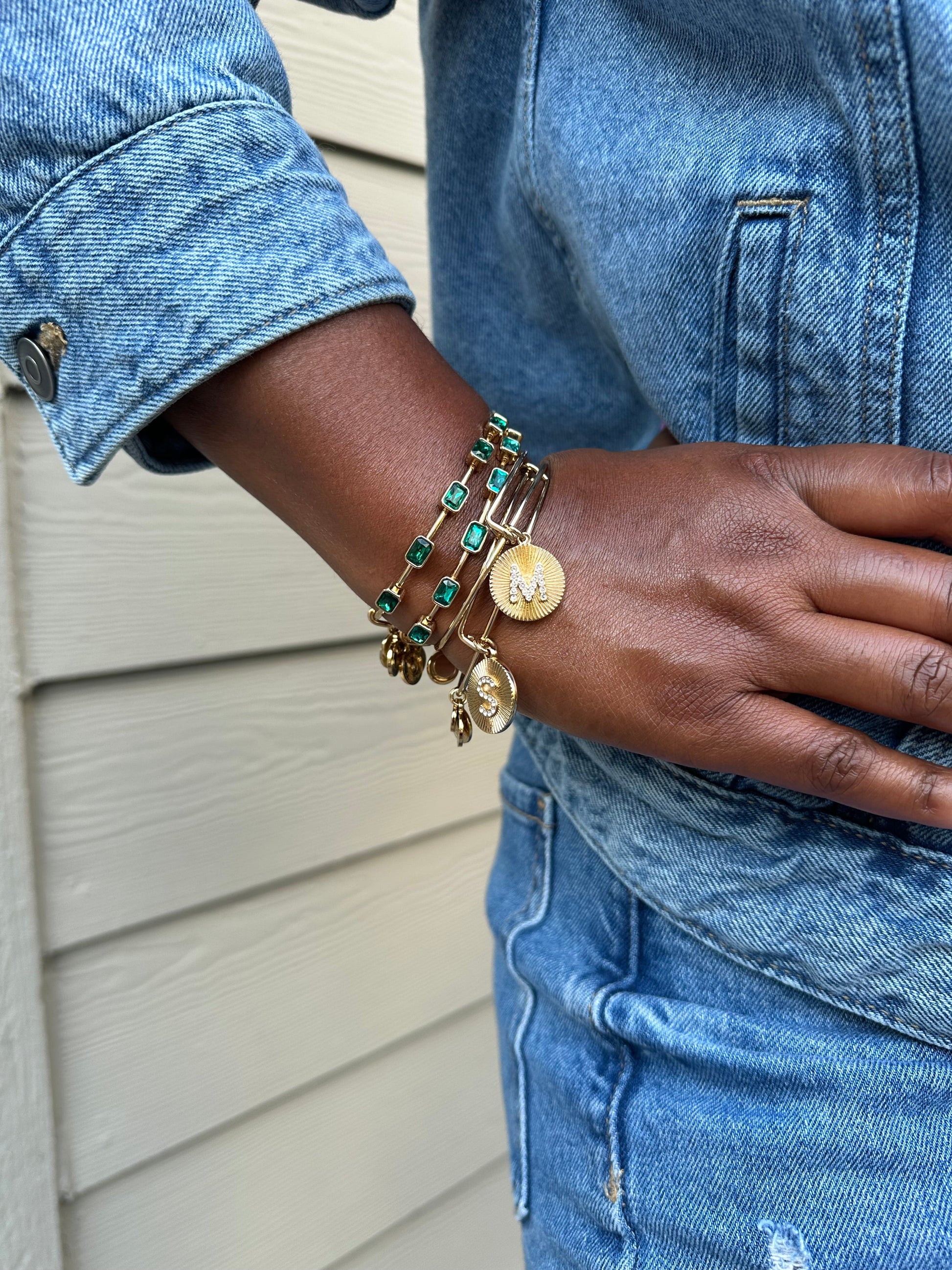 Pave Starburst Texture Initial Bangle M Gold
