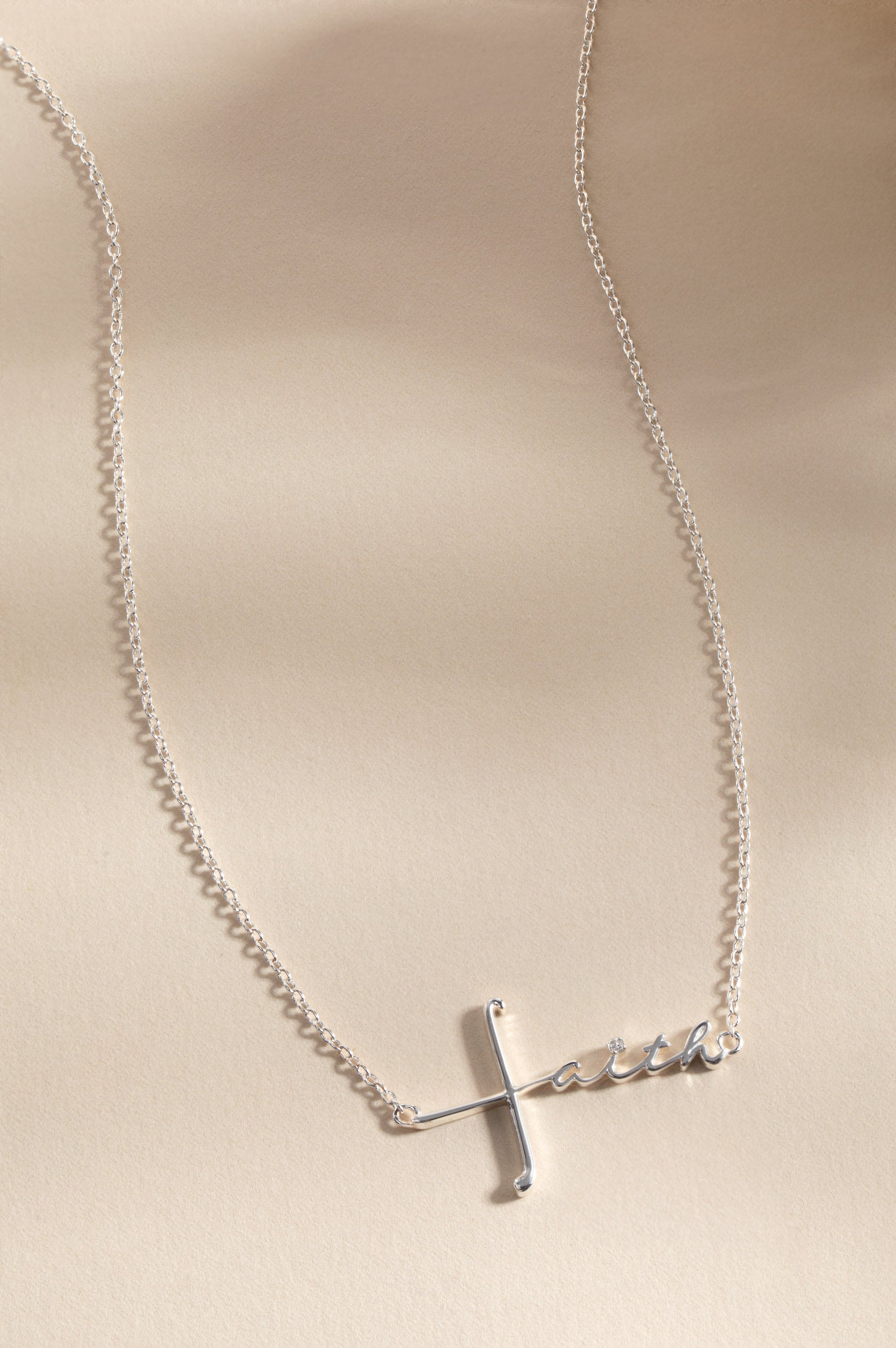 Faith Necklace Silver