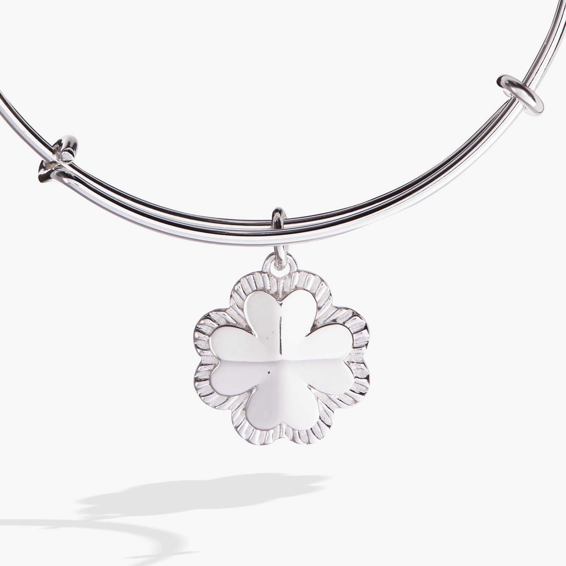 Four-Leaf Clover Charm Bangle Gold