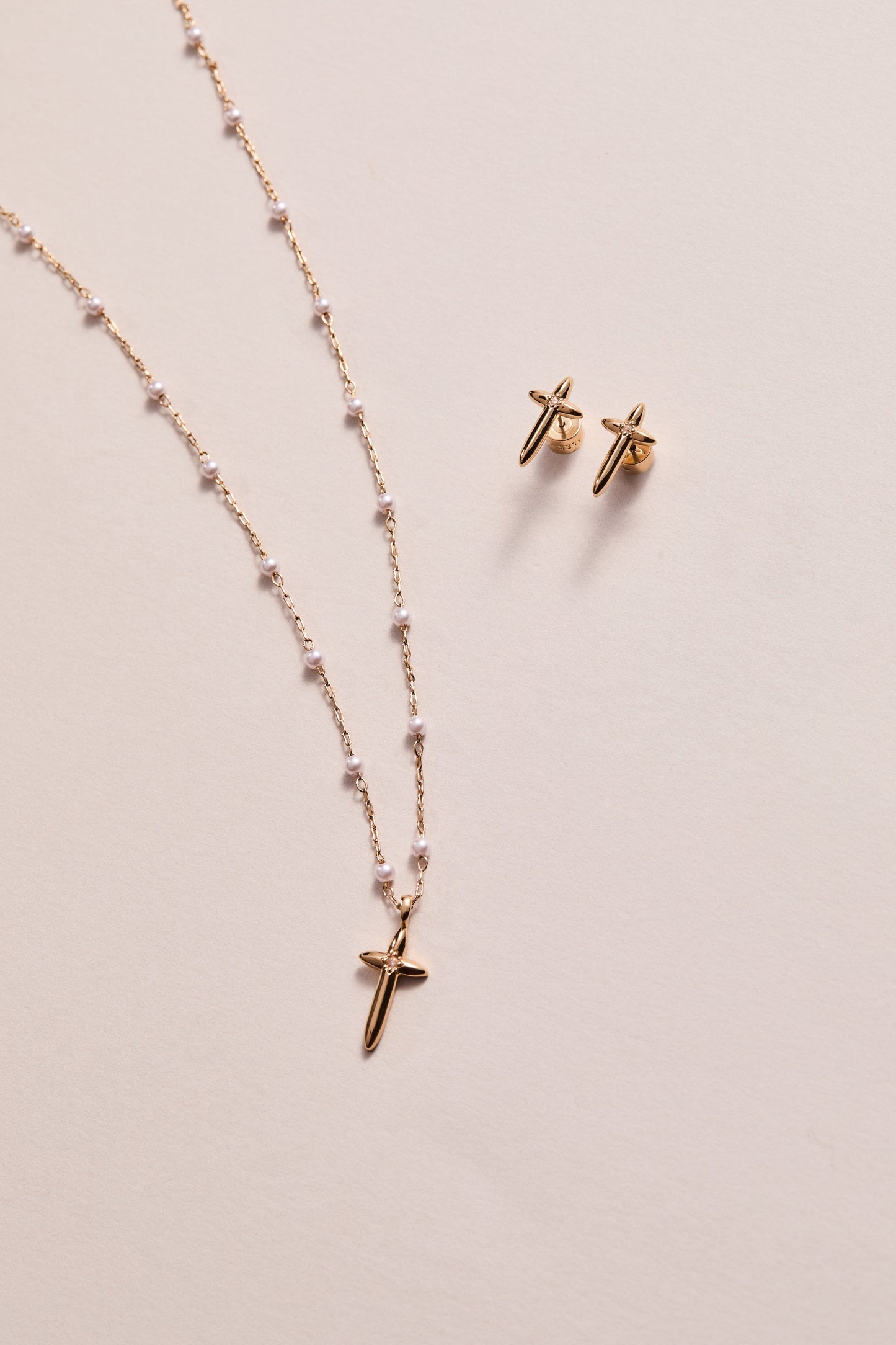 4:13 Cross Stud Earrings Gold