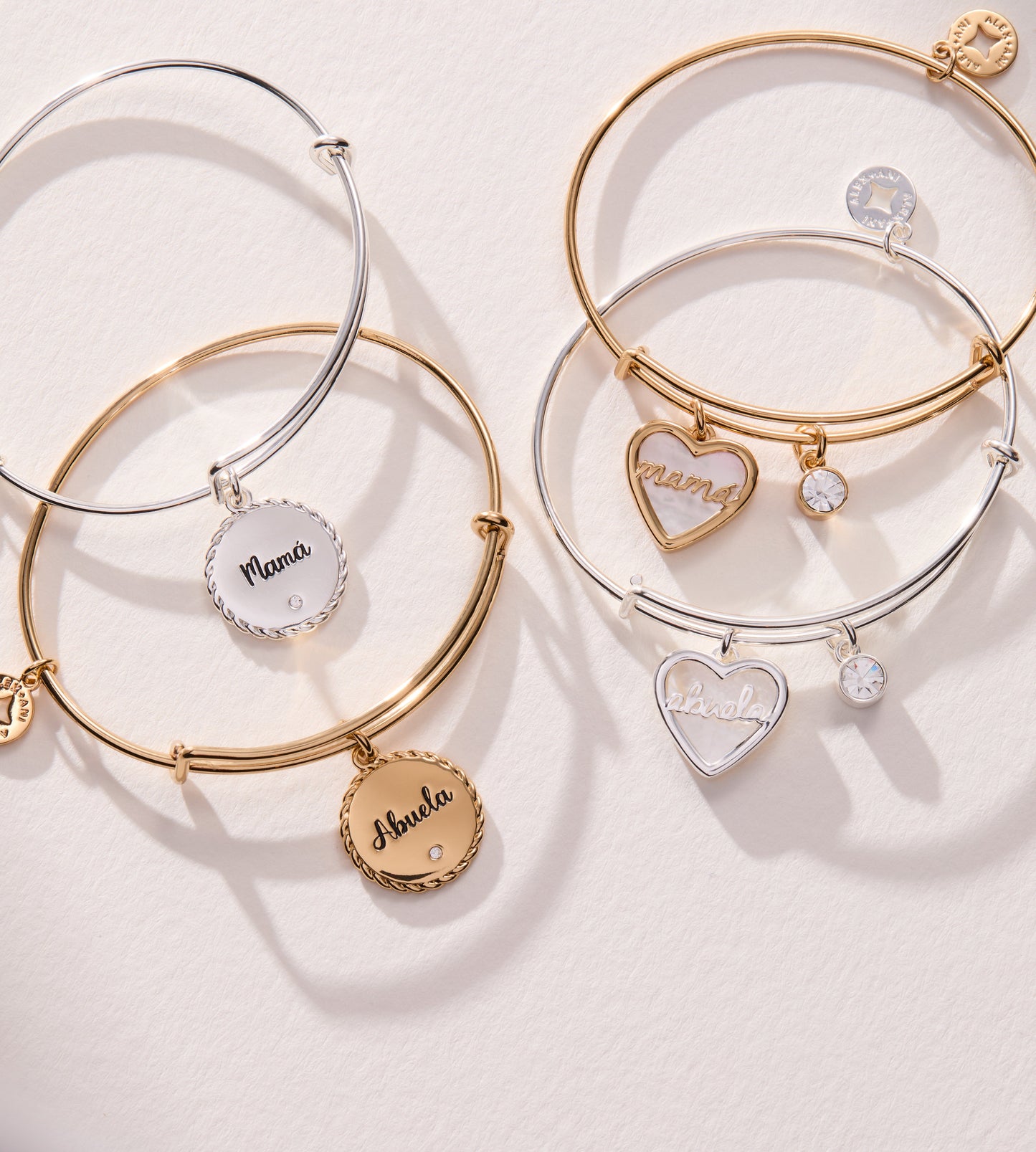 Mama Heart Charm Bangle Gold
