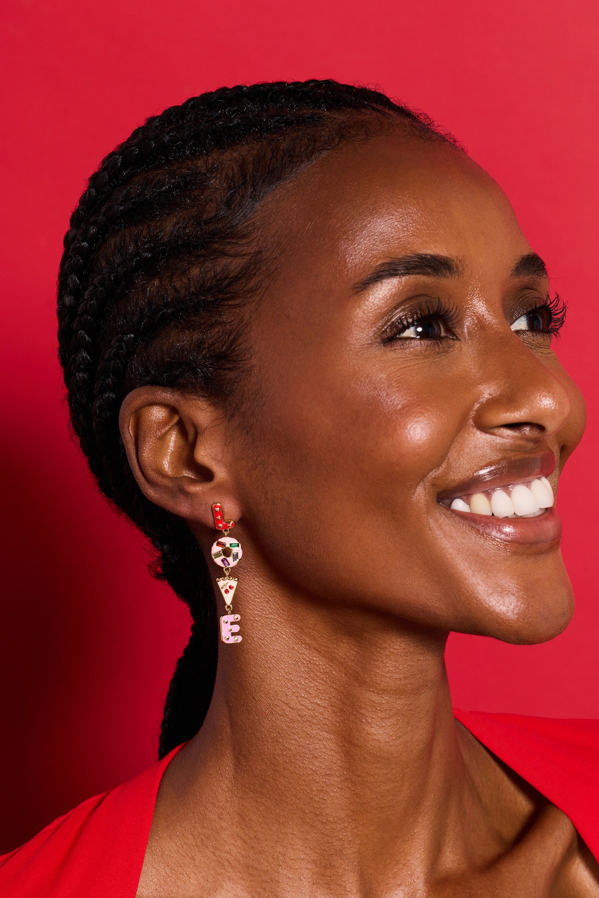 Sweet Shop LOVE Linear Earrings Gold