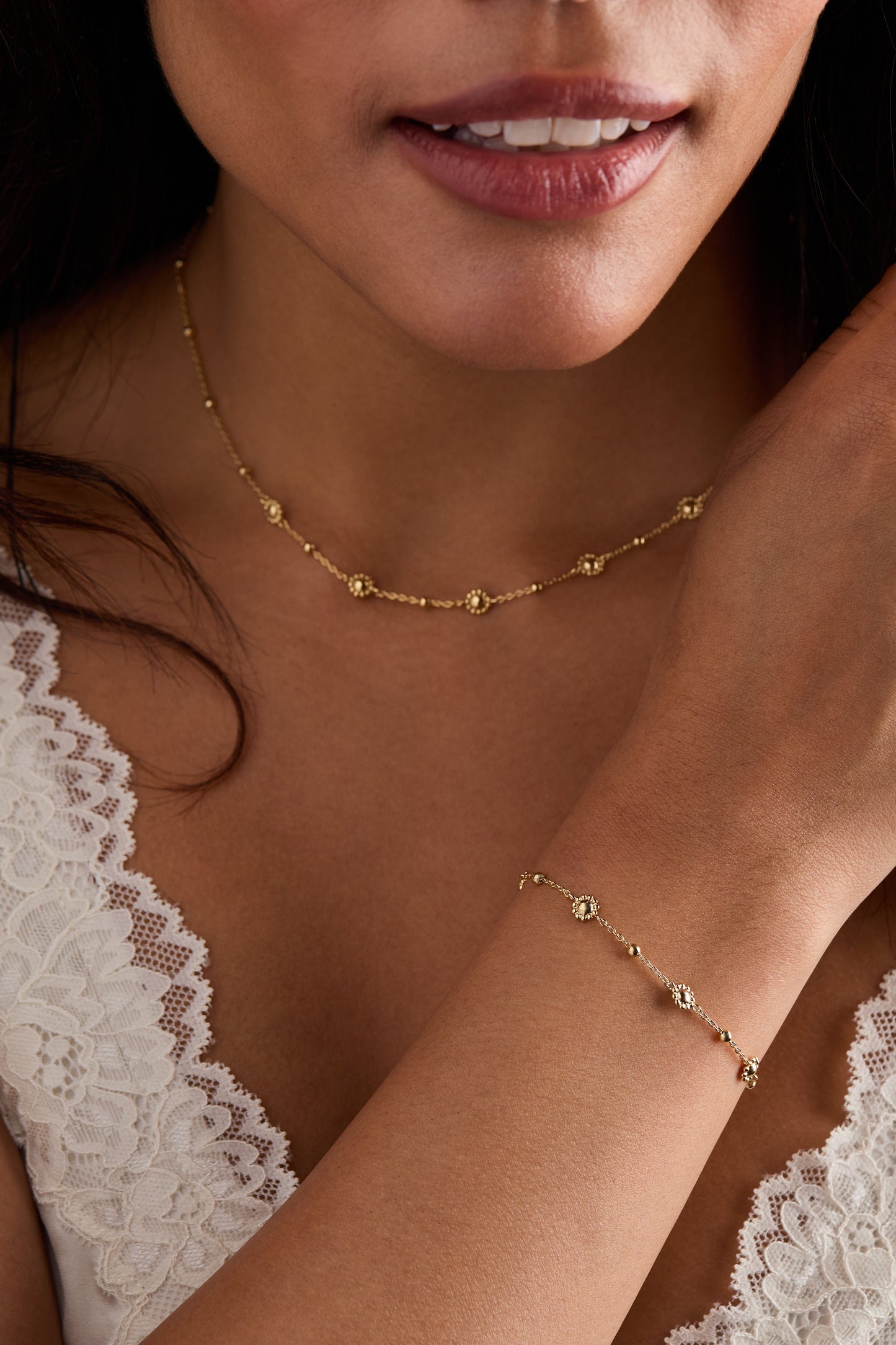 Floret Chain Necklace Gold