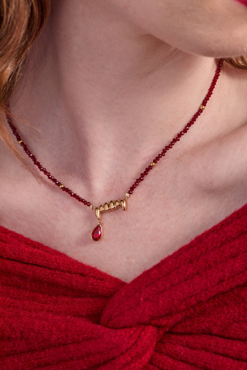 Vampire Teeth Pendant Gold