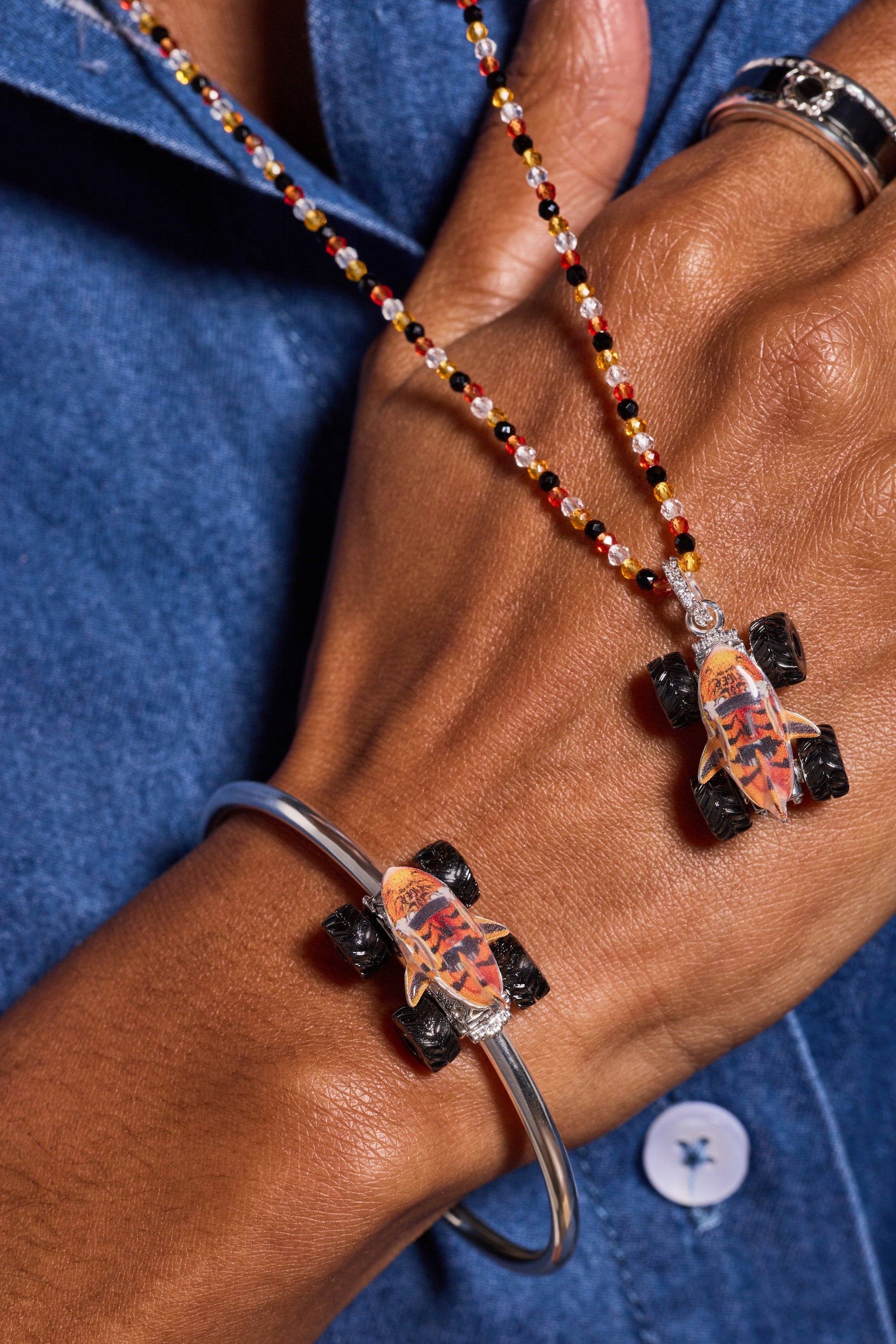 Hot Wheels™ Tiger Shark Moveable Cuff Silver
