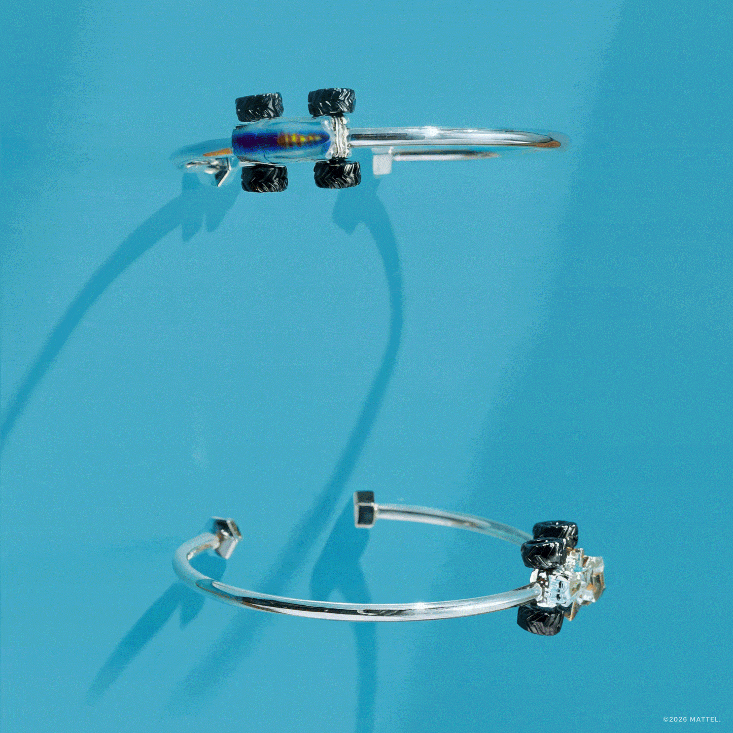 Hot Wheels™ Tiger Shark Moveable Cuff Silver