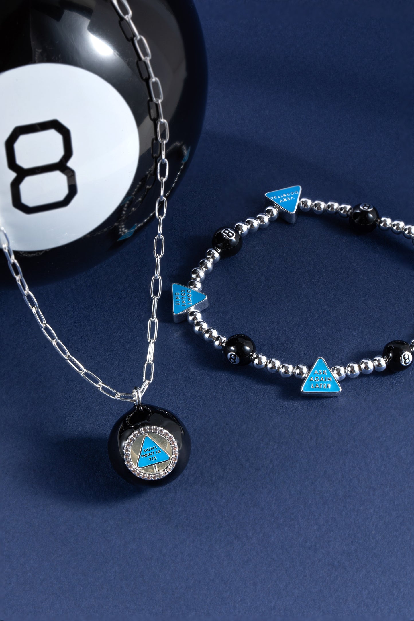 Magic 8 Ball™ Stretch Bracelet Silver