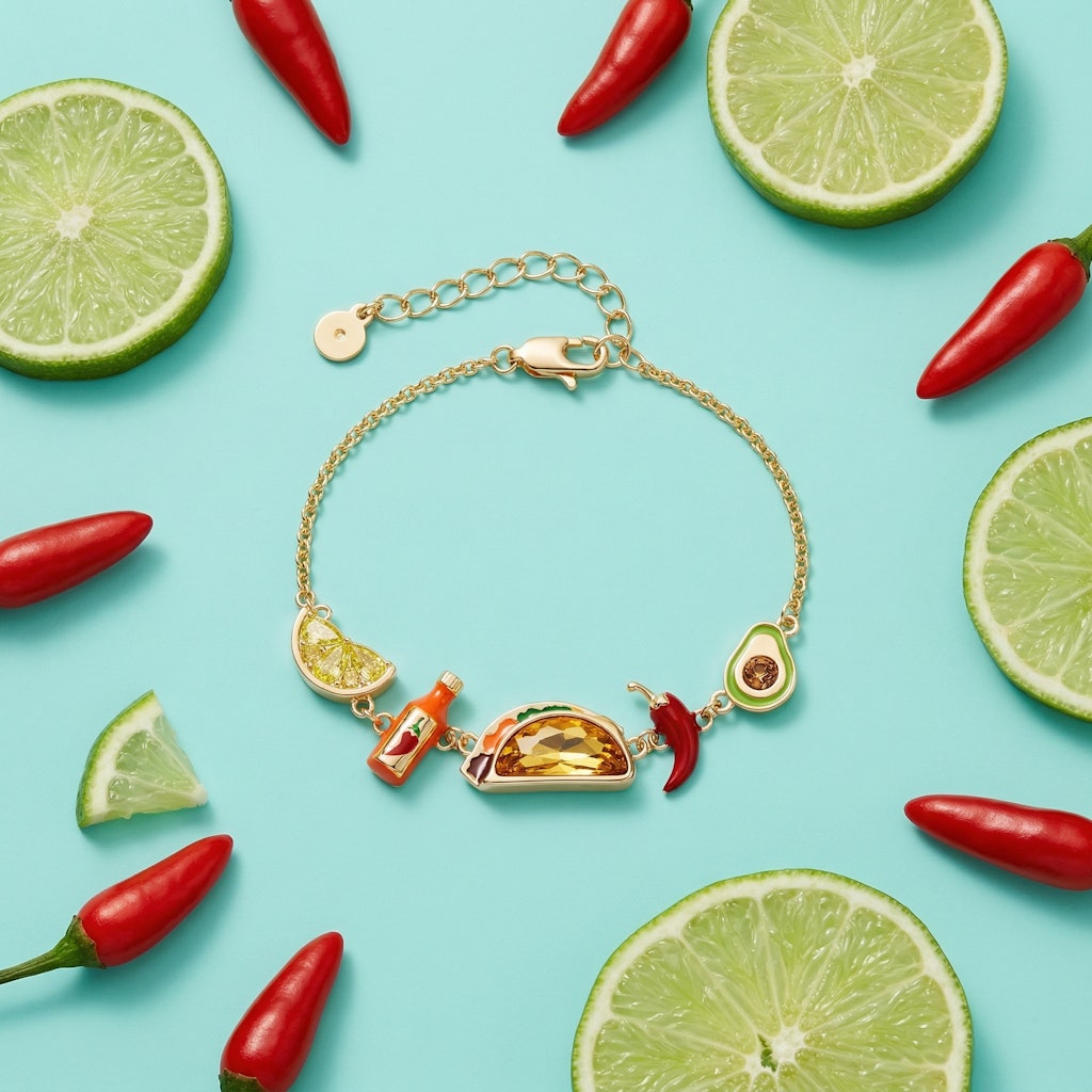 Taco Inline Charm Bracelet Gold