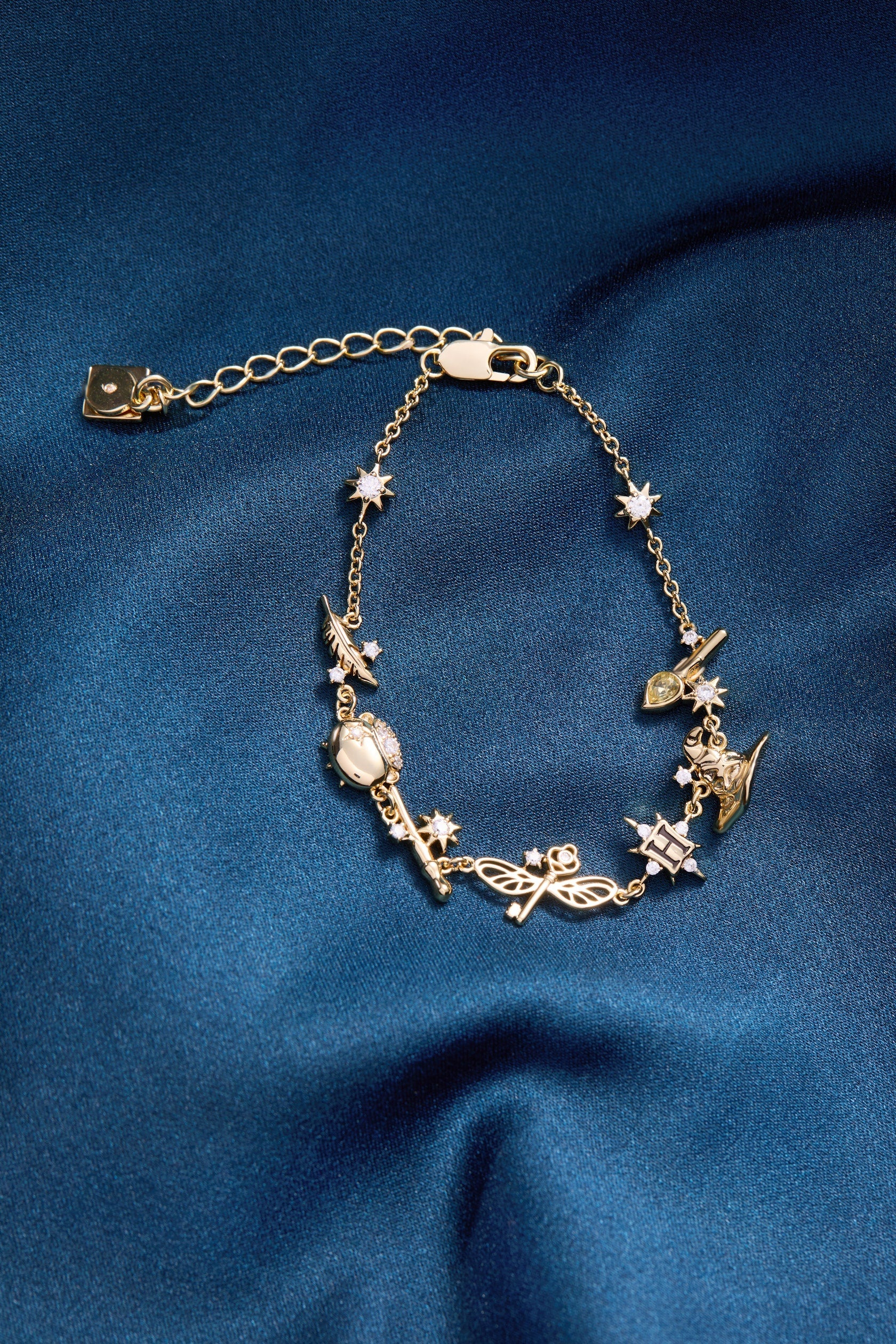 Harry Potter™ Mixed Icon Inline Charm Bracelet Gold