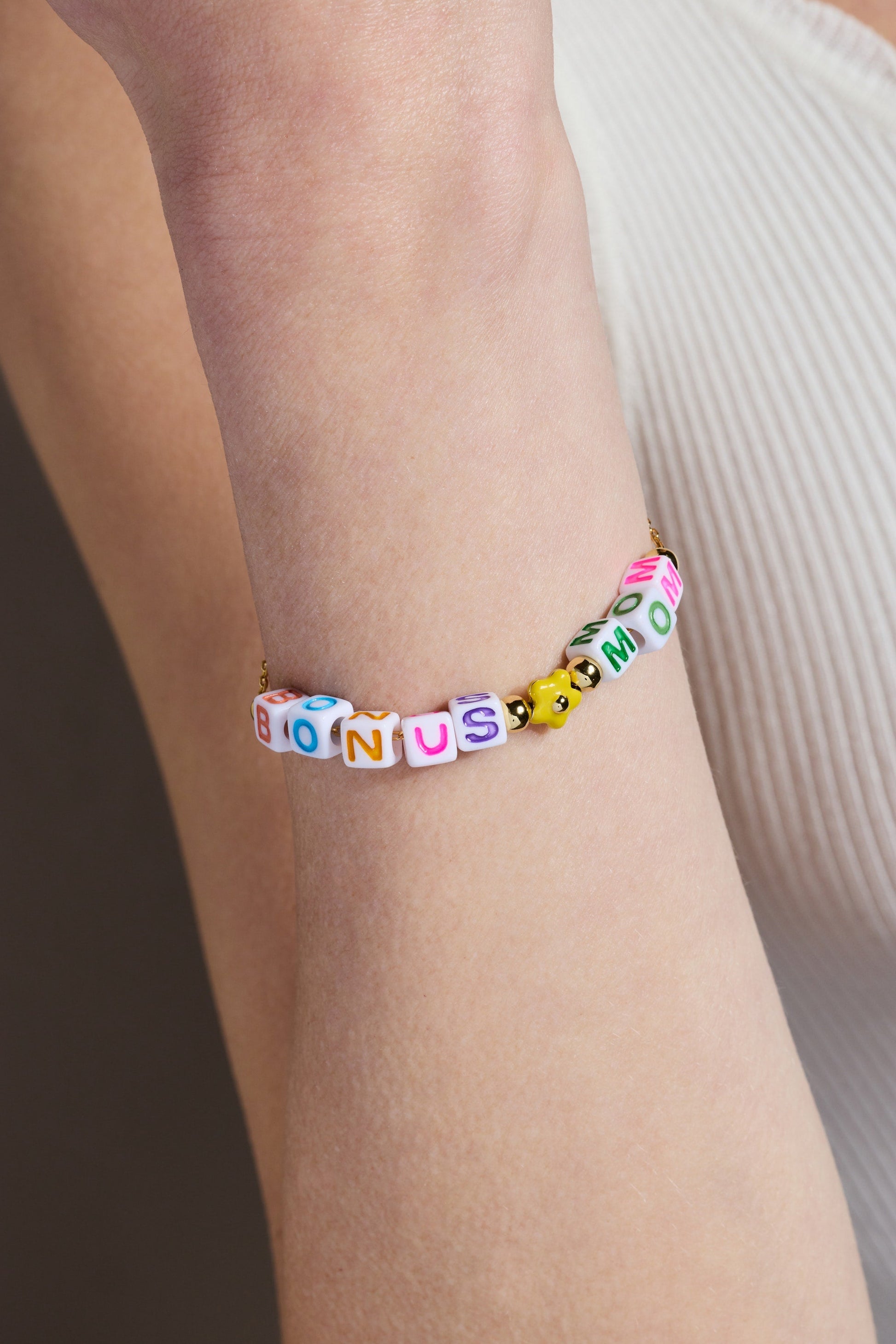 Bonus Mom' Alphabet Bead Linear Bracelet
    
    
    
       Gold
