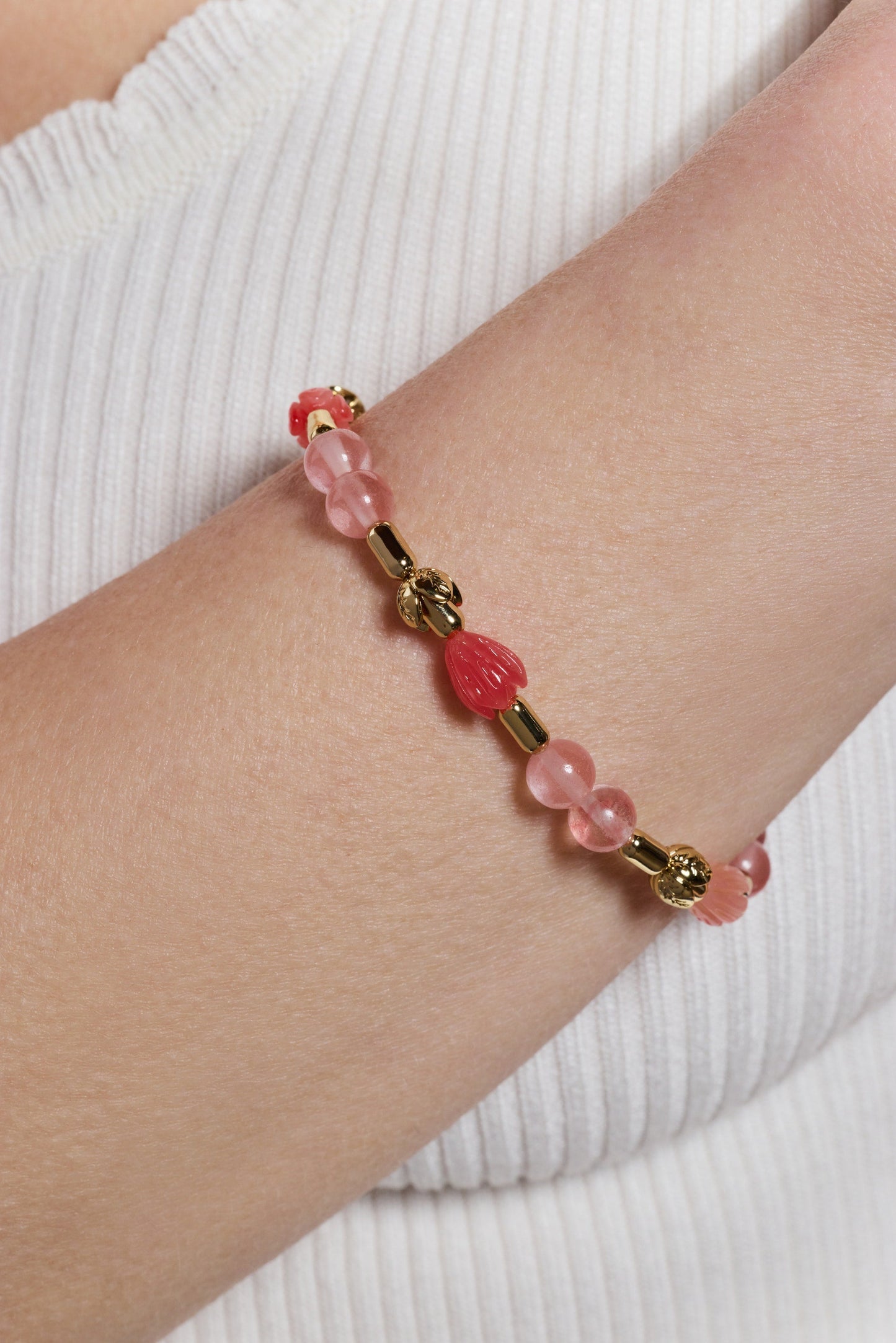 Tulip Cherry Quartz Stretch Bracelet Gold