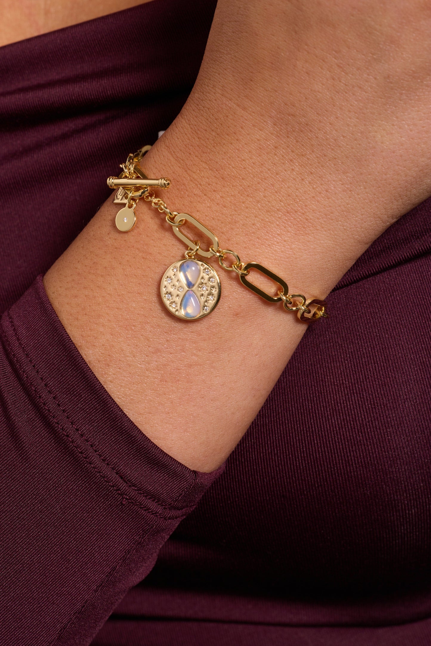 Harry Potter™ Time Turner Toggle Bracelet Gold