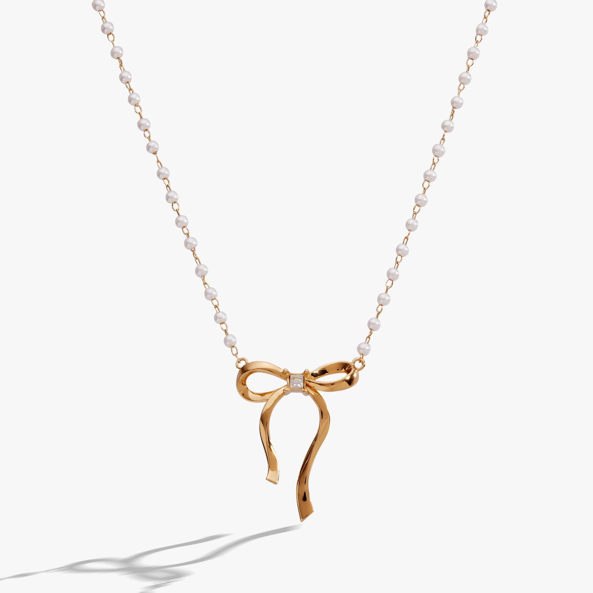 Pearl Coquette Necklace Gold