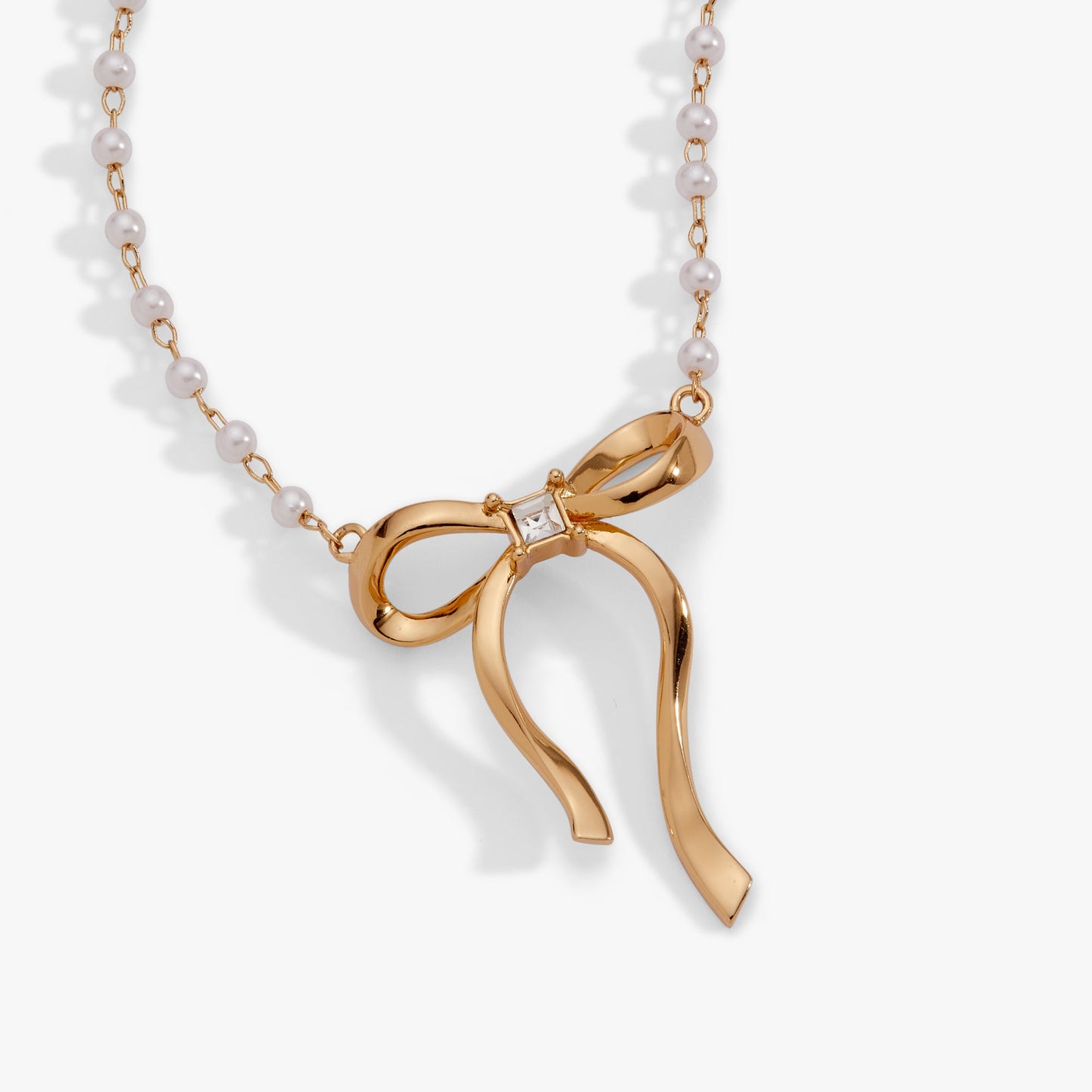 Pearl Coquette Necklace Gold