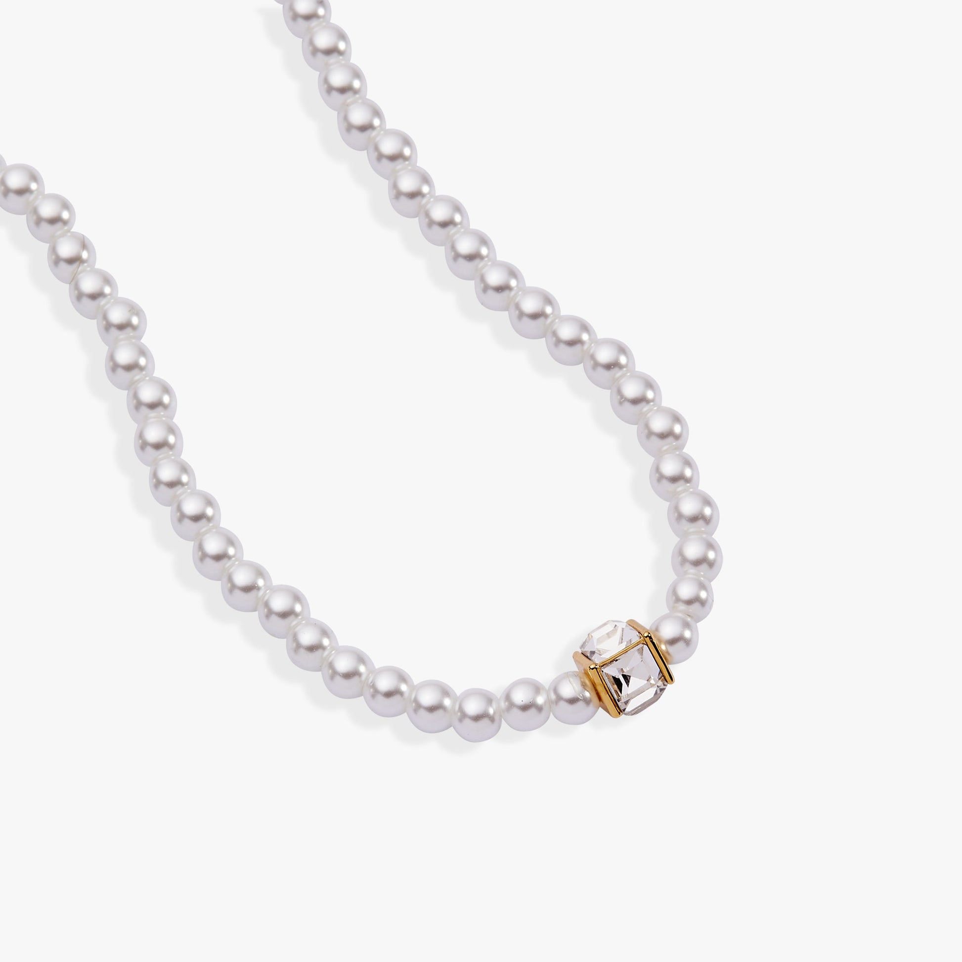 Crystal and Pearl Beaded Necklace Gold