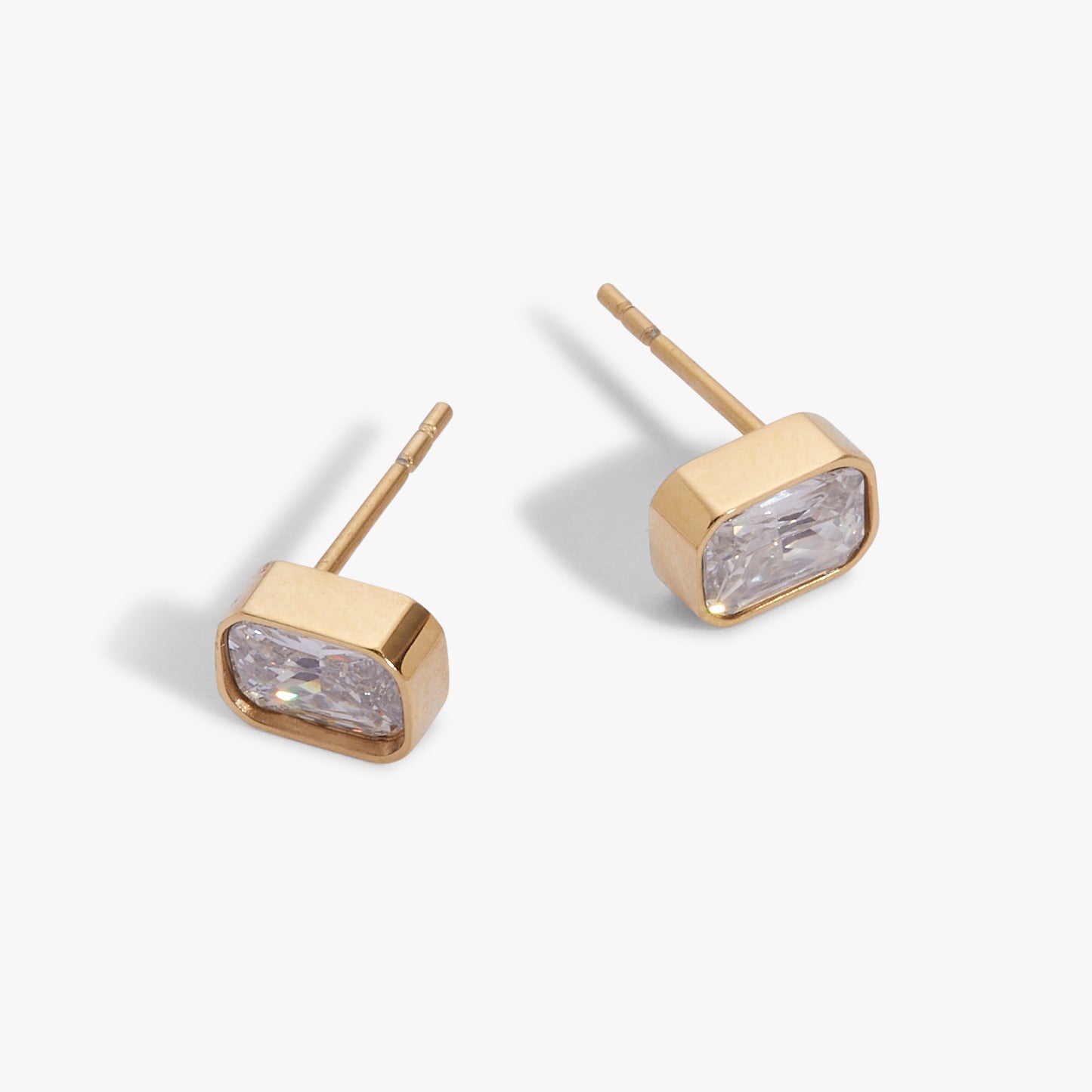 April Emerald-Cut Birthstone Stud Stainless Steel Gold