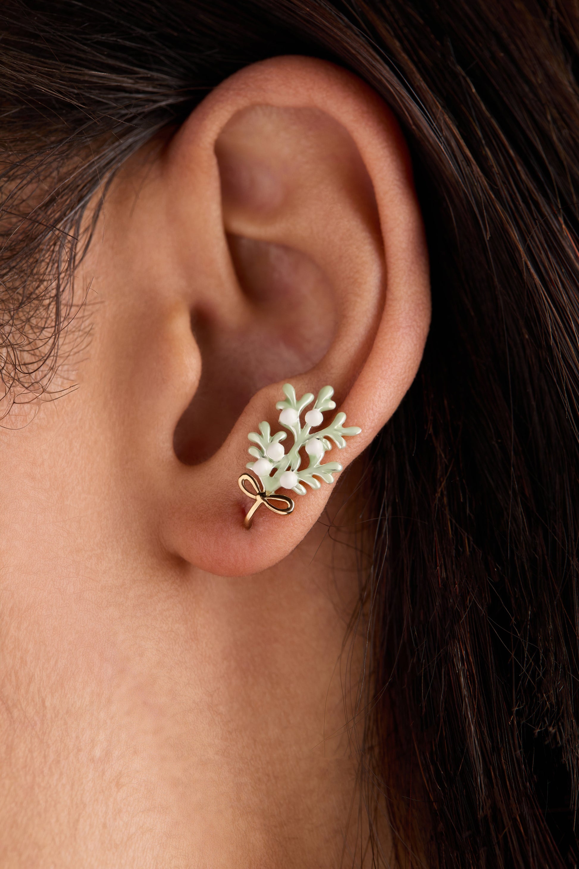 Mistletoe Earrings Gold