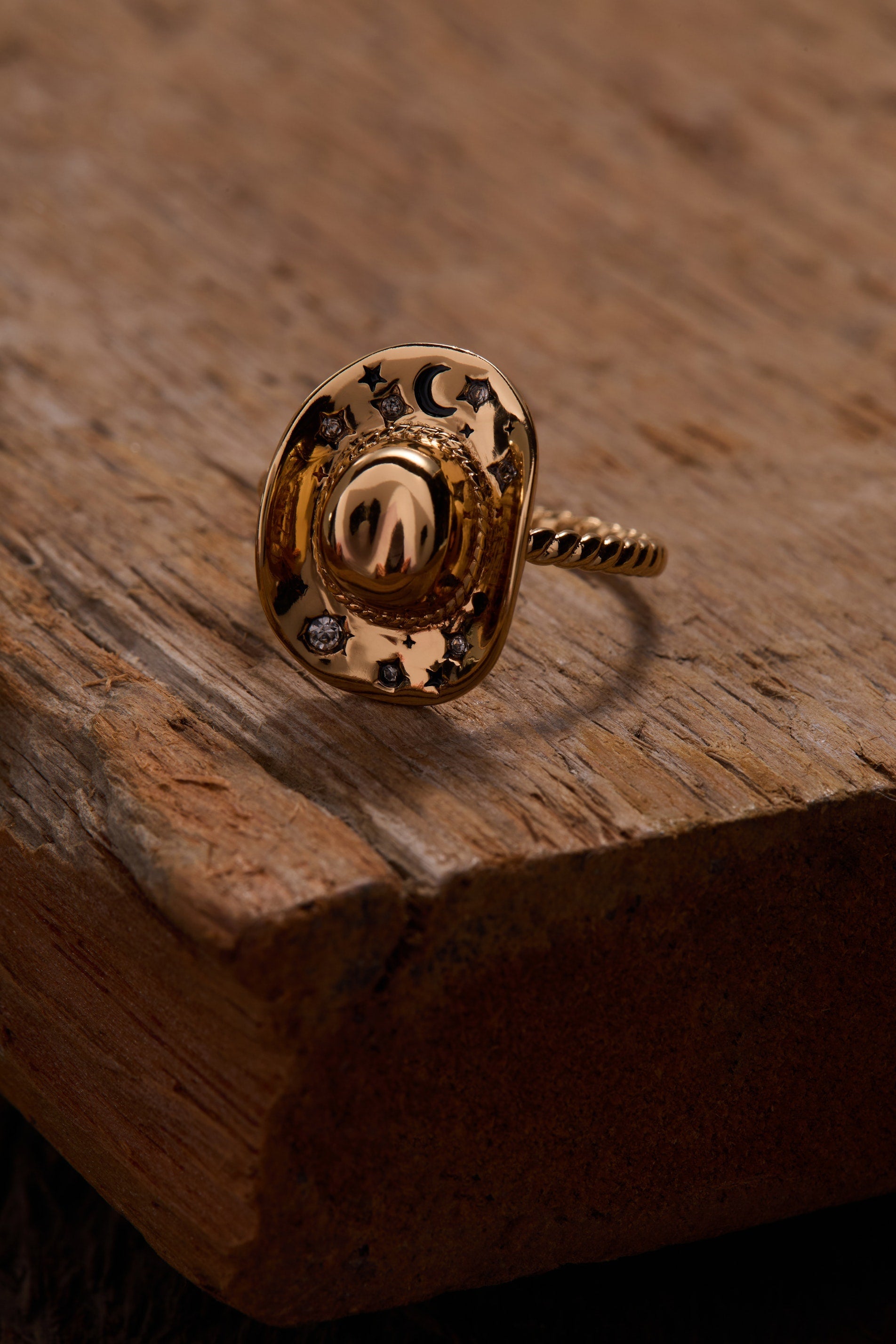Cowgirl Hat Ring Gold