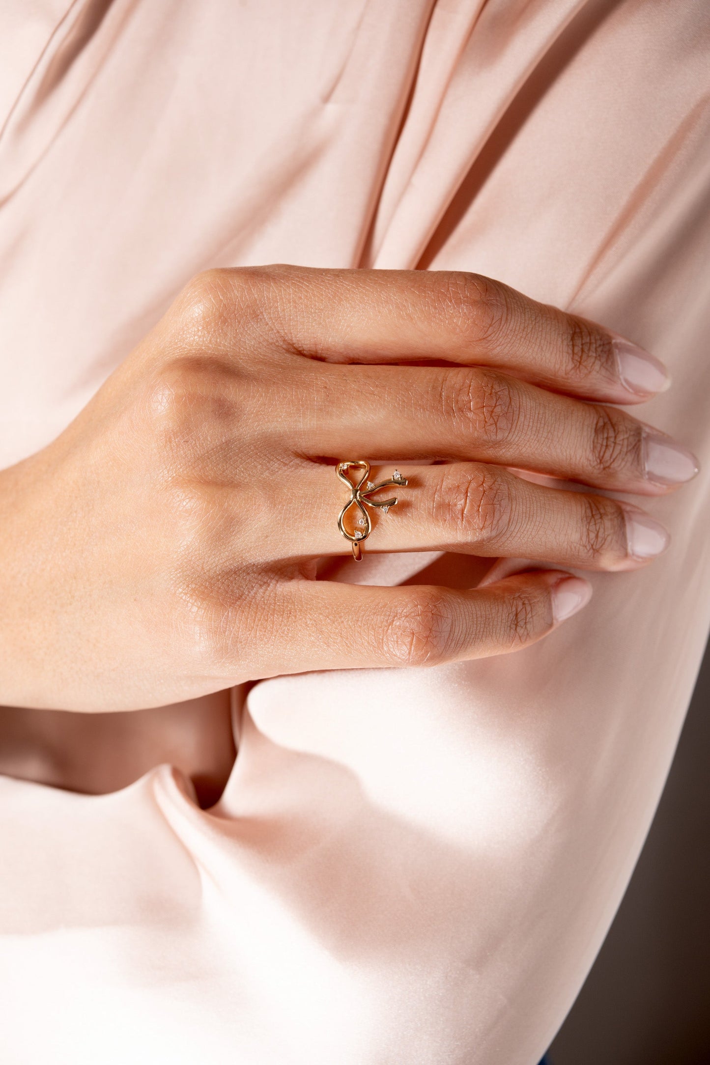 Coquette Bow Ring Shiny Gold