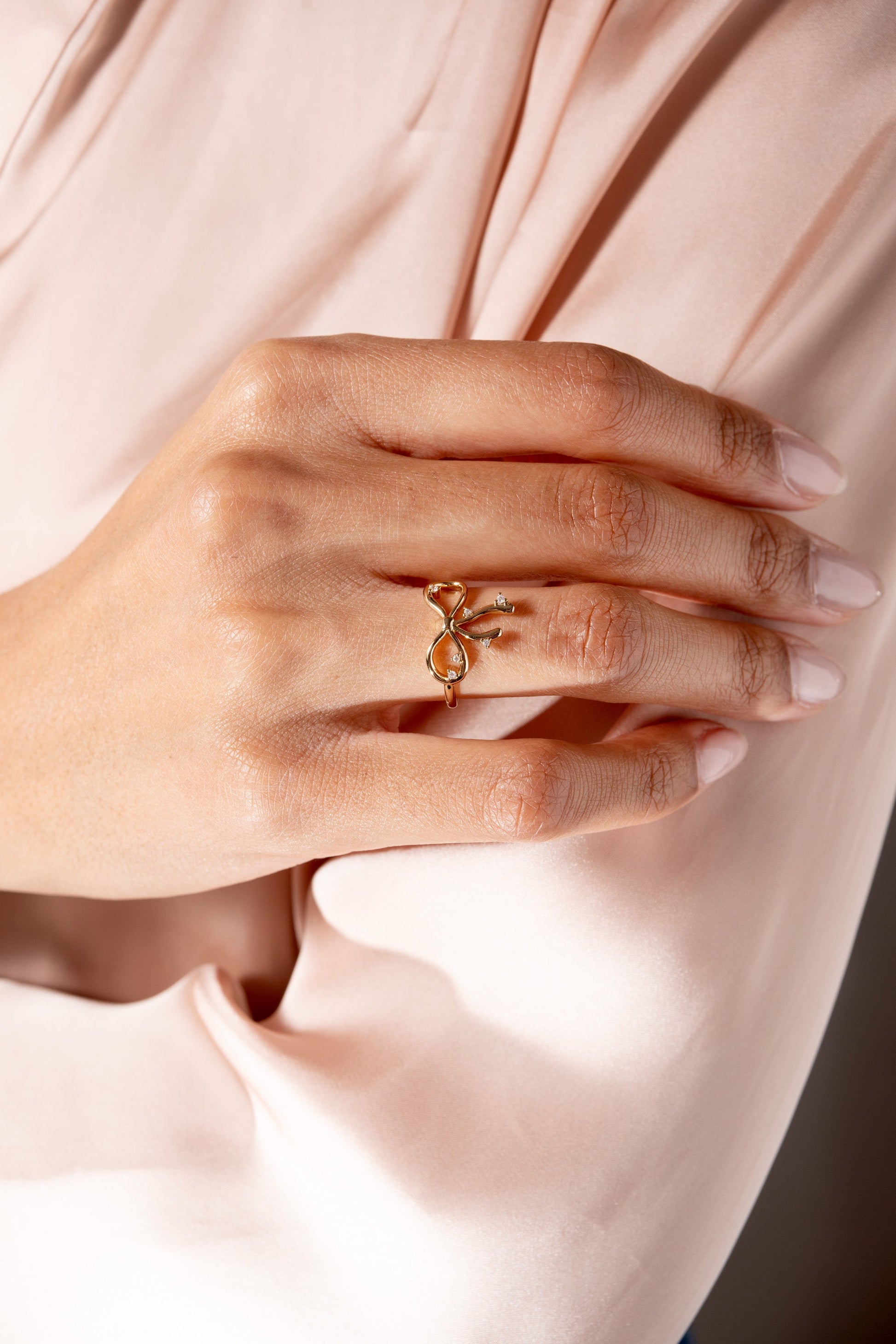 Coquette Bow Ring Shiny Gold