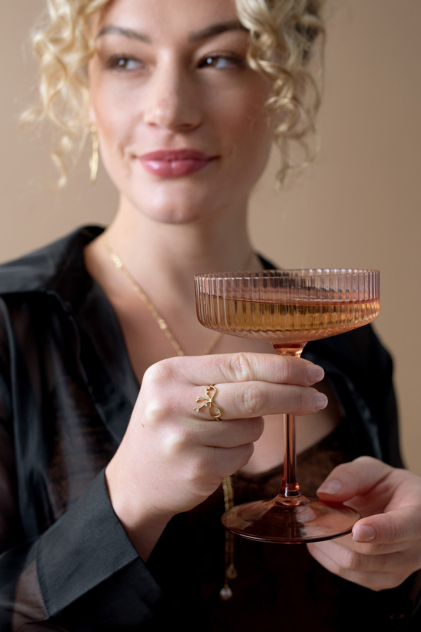 Coquette Bow Ring Shiny Gold