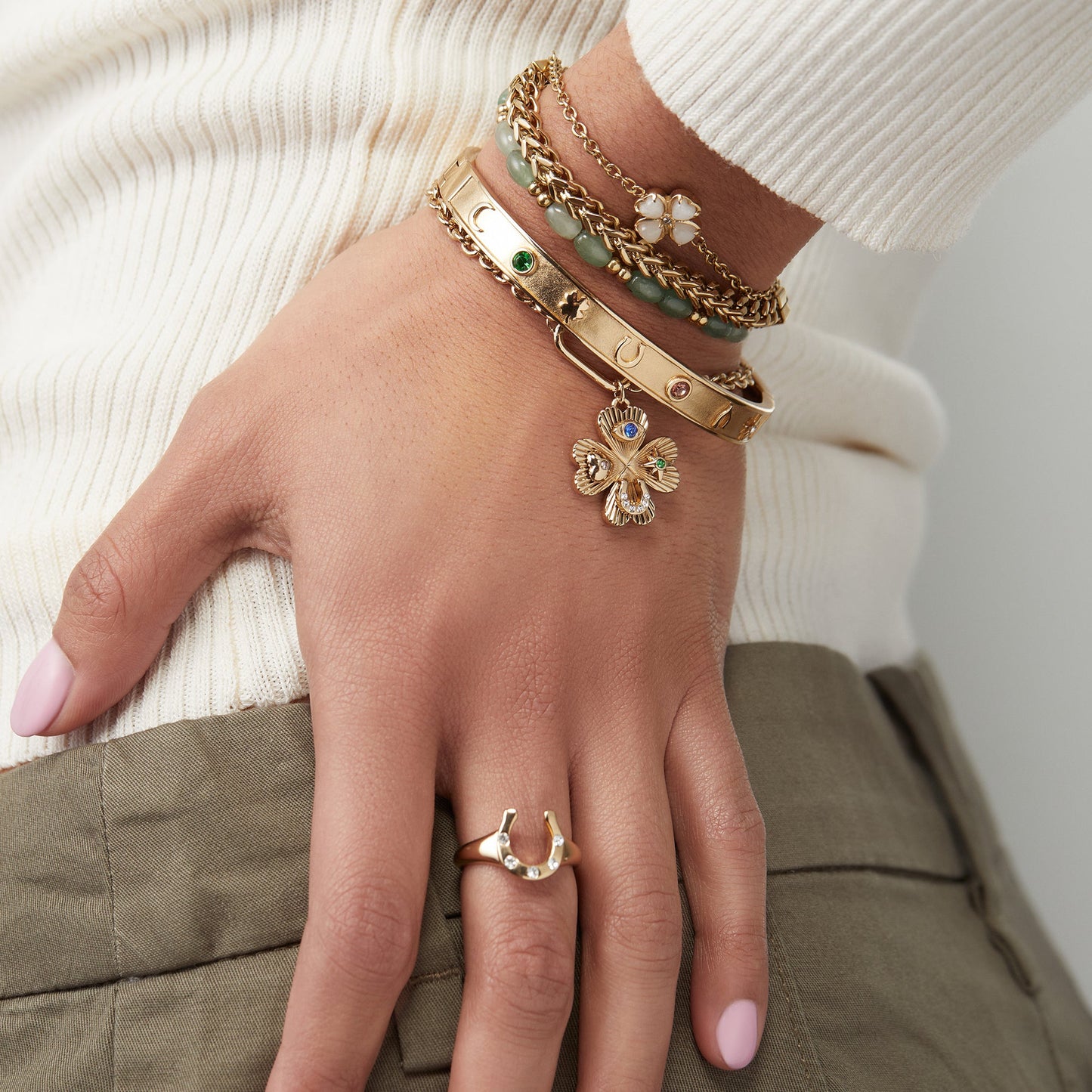 Lucky Hinge Bangle Gold