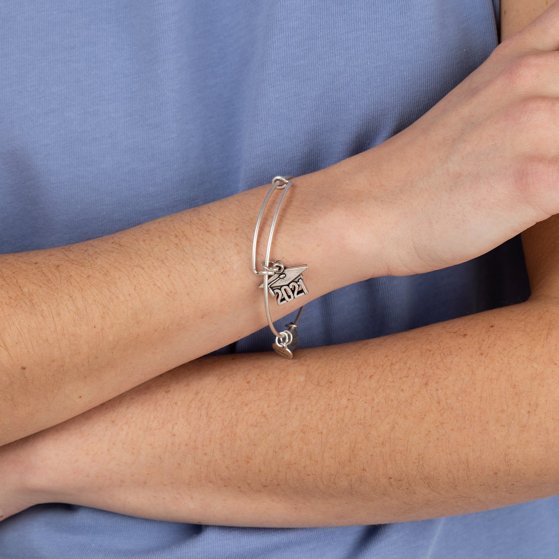 2021 Graduation Cap Charm Bangle - Alex and Ani Rafaelian Gold