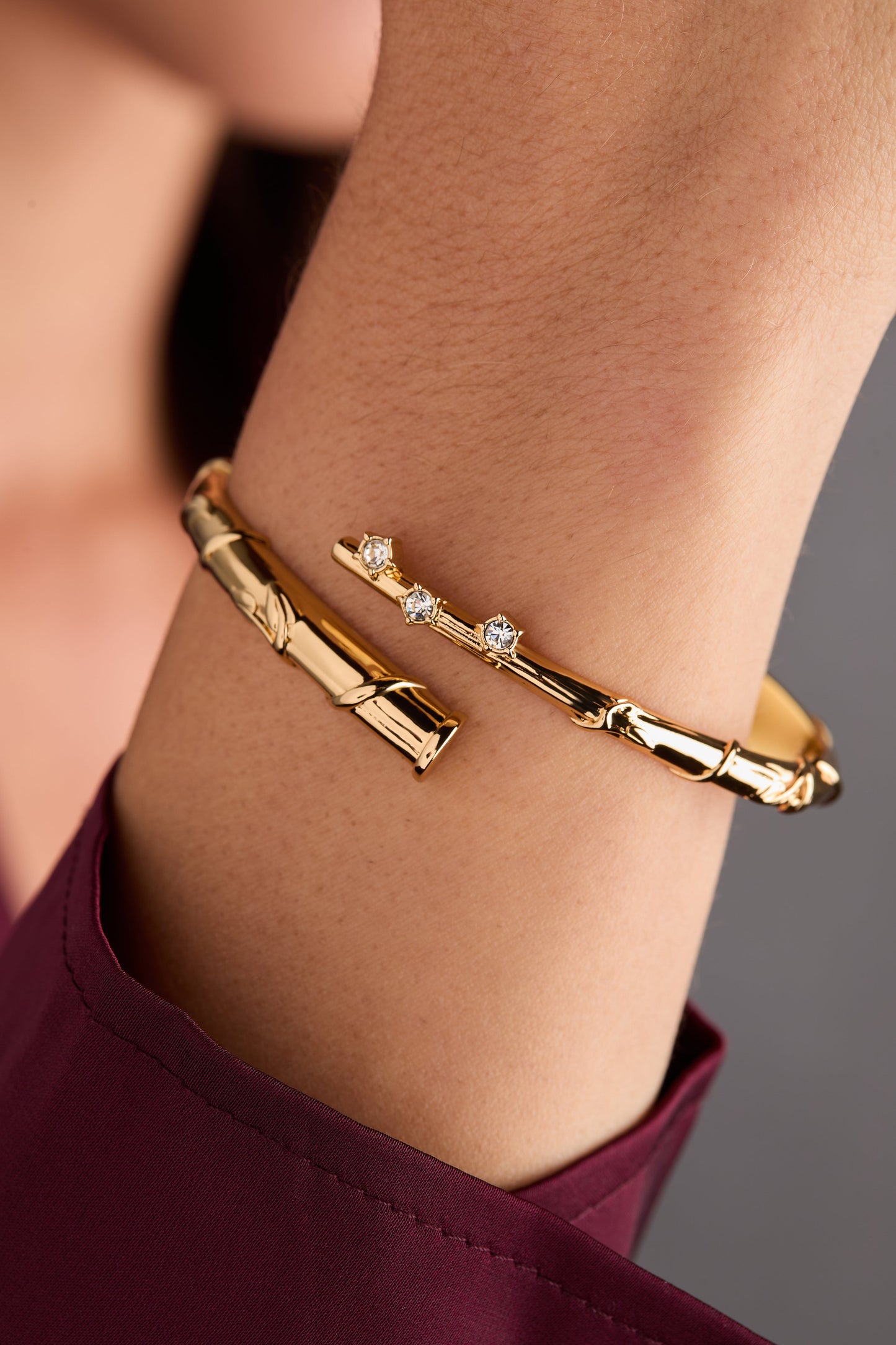 Harry Potter™ Hermione Wand Bypass Cuff Gold