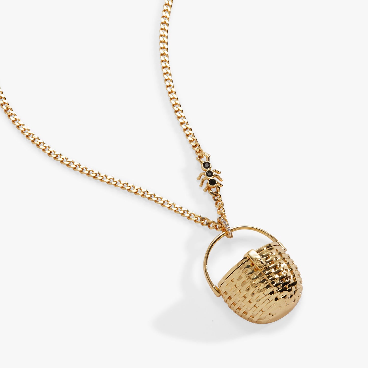 Picnic Basket Pendant Gold
