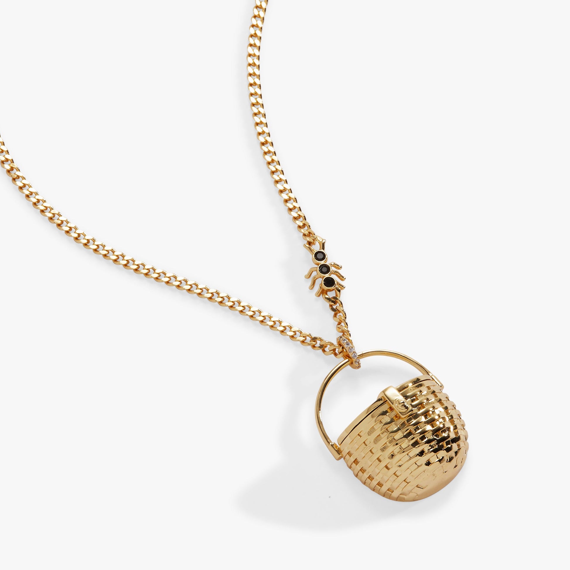 Picnic Basket Pendant Gold