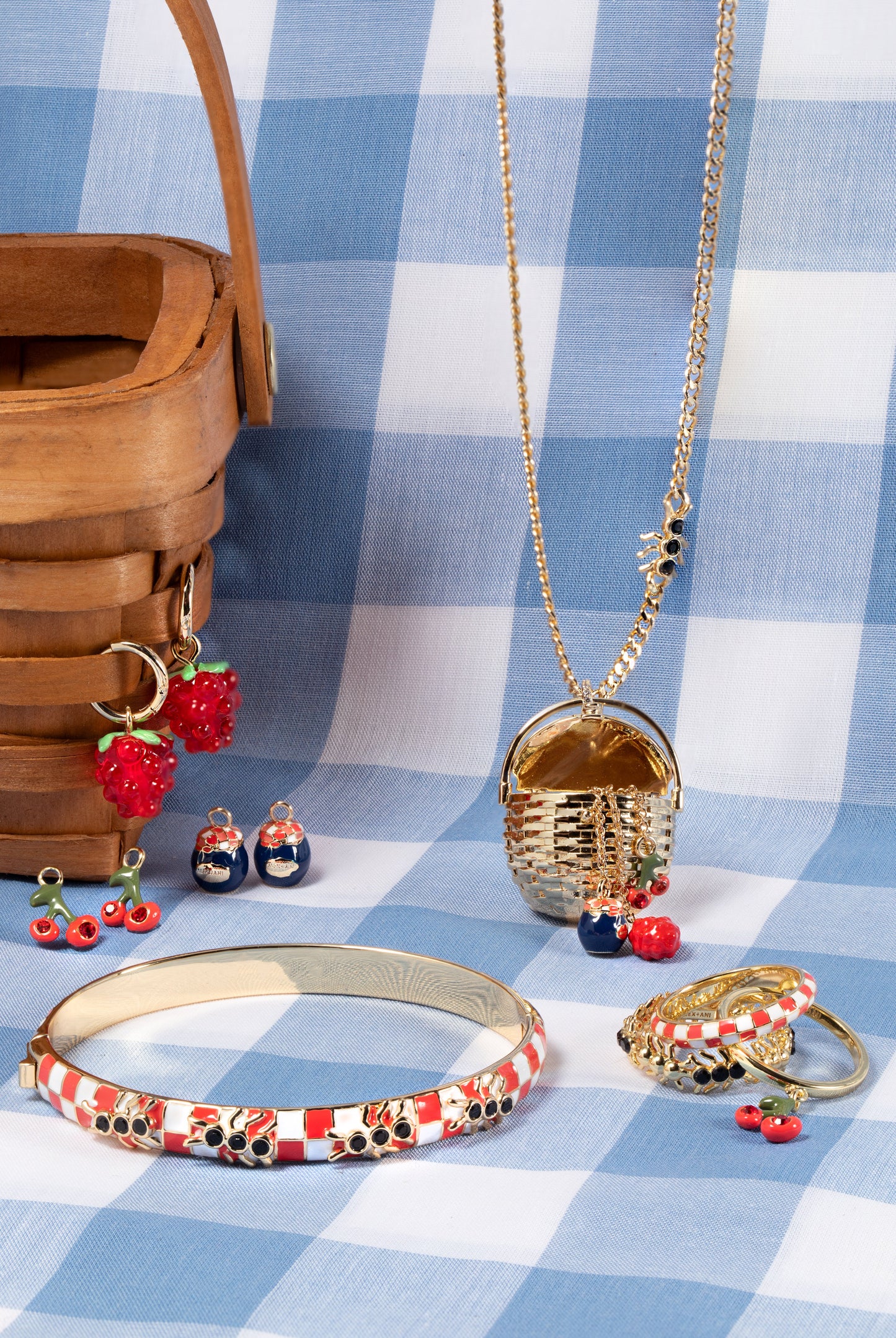 Picnic Interchangeable Huggie Set Gold